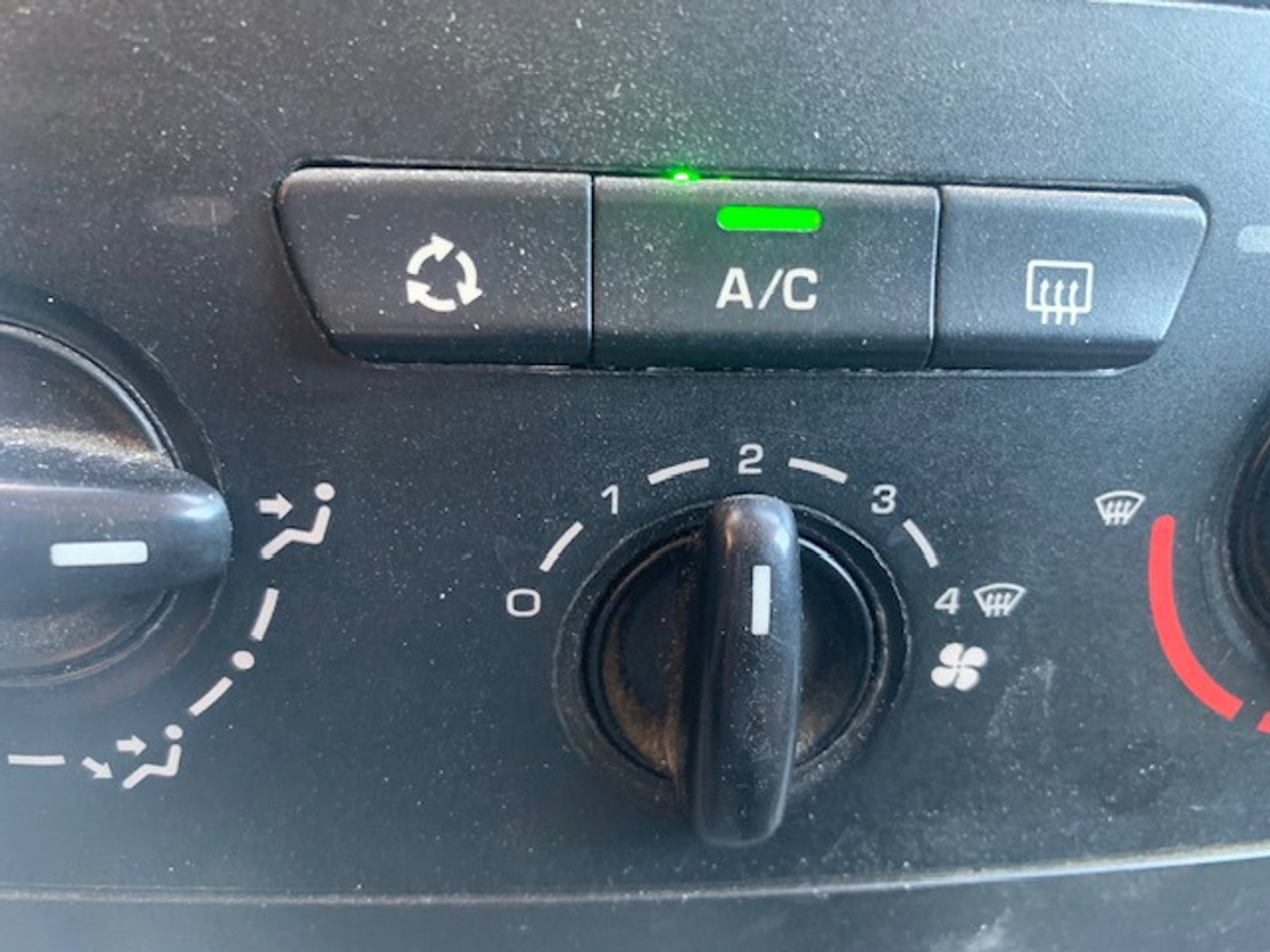 Foto van Peugeot Expert 227 L1h1 1.6hdi 16v-90