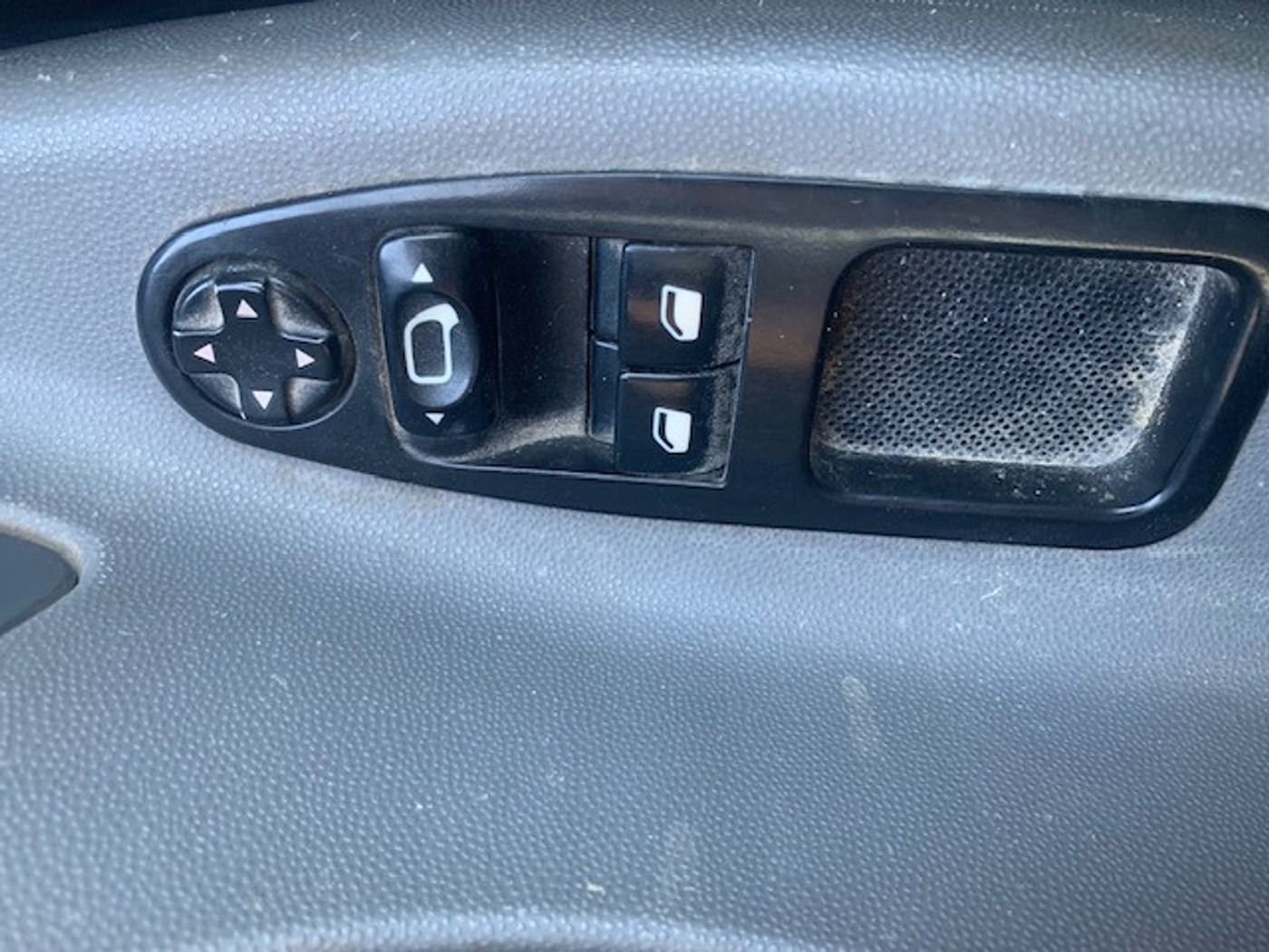 Foto van Peugeot Expert 227 L1h1 1.6hdi 16v-90