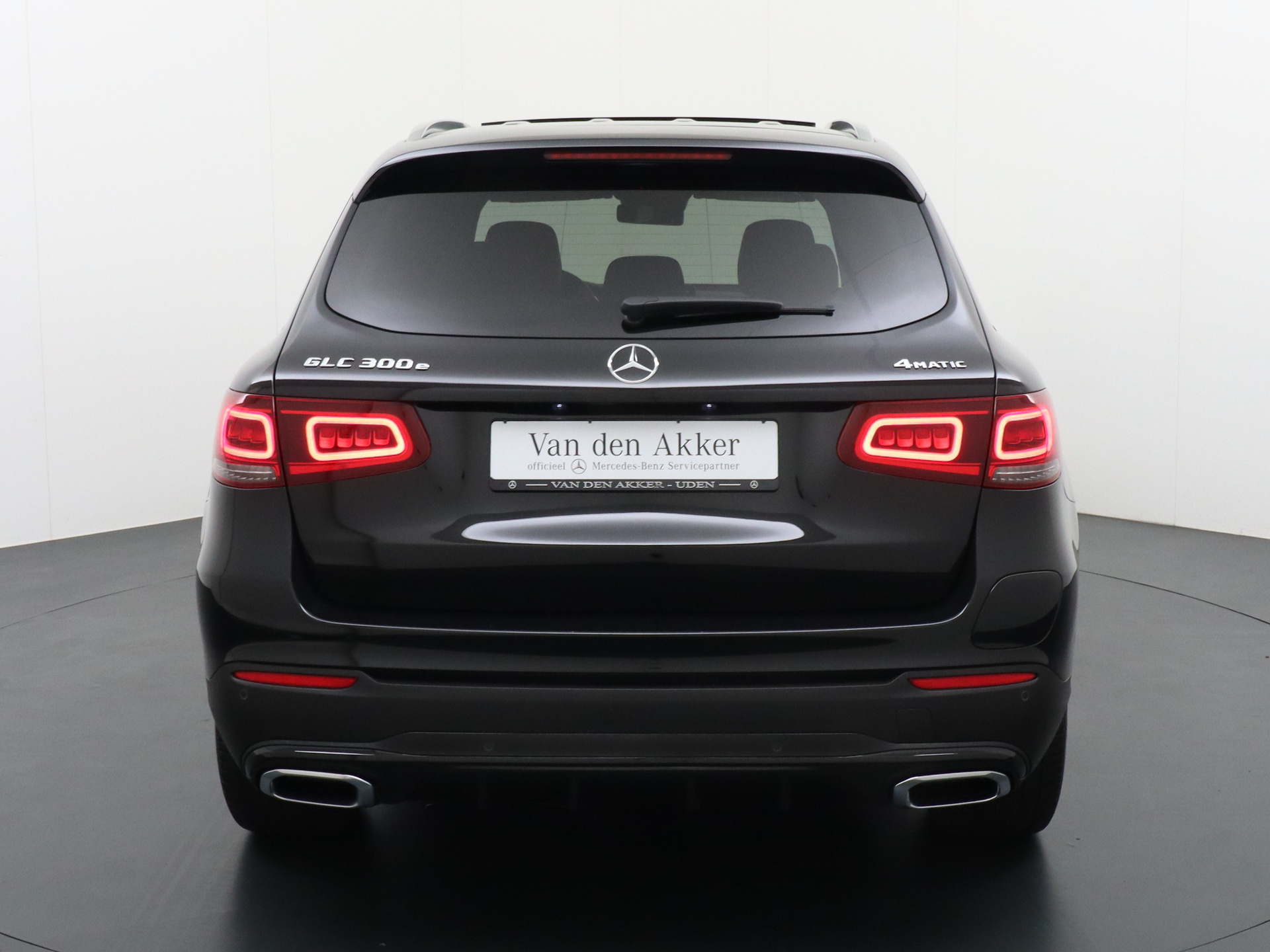 Foto van Mercedes-Benz GLC 300 E 4Matic