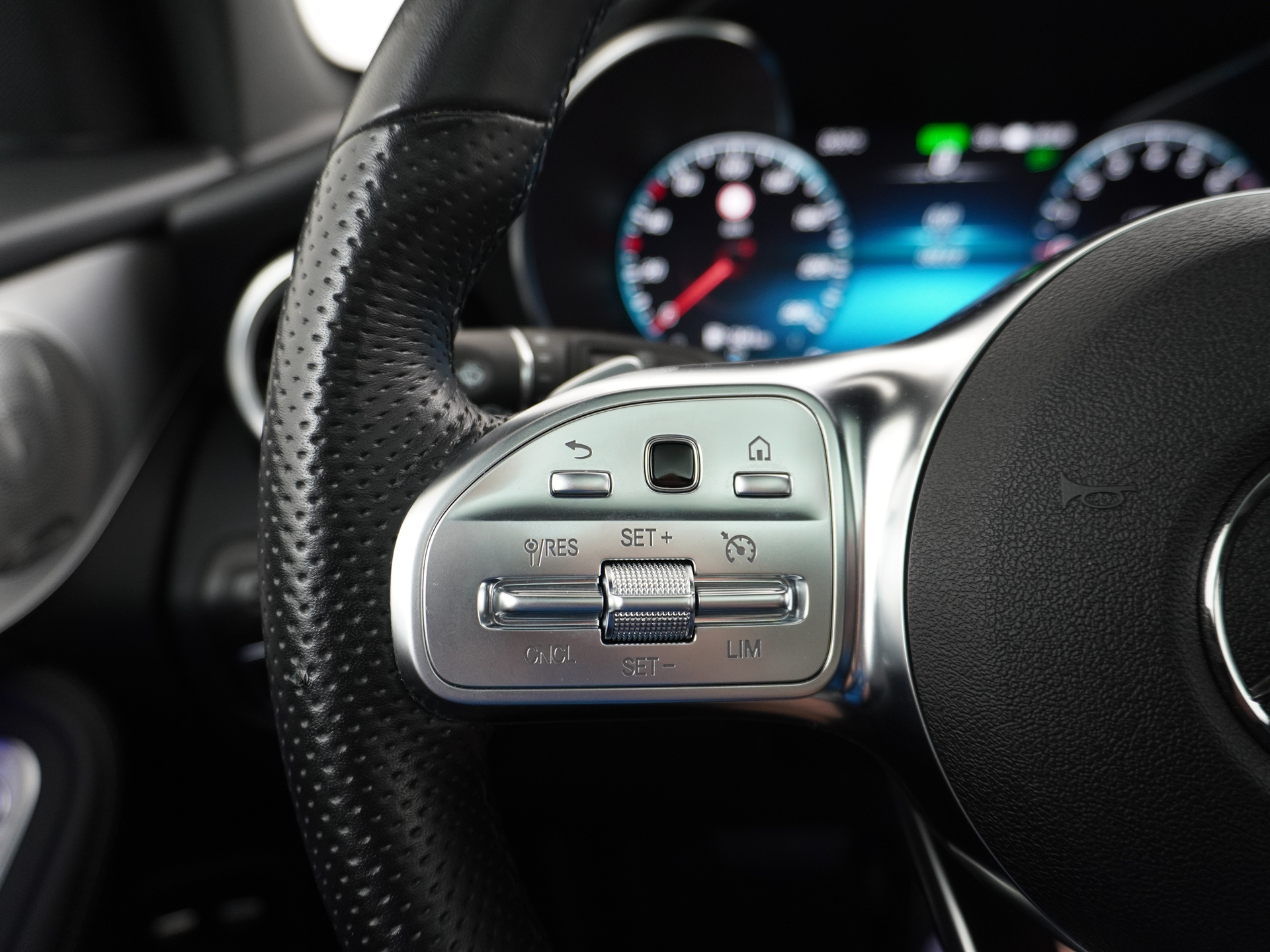 Foto van Mercedes-Benz GLC 300 E 4Matic