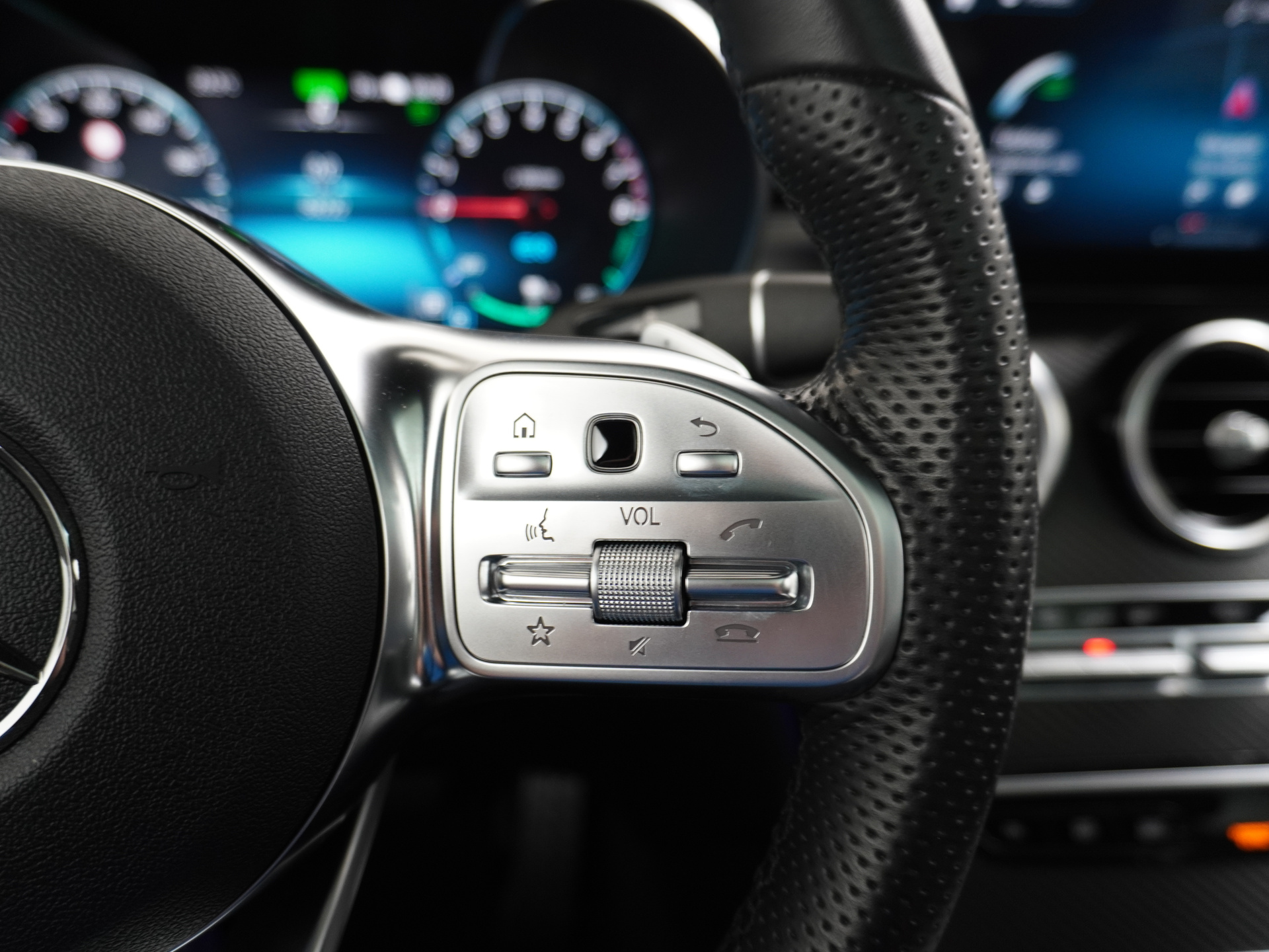 Foto van Mercedes-Benz GLC 300 E 4Matic