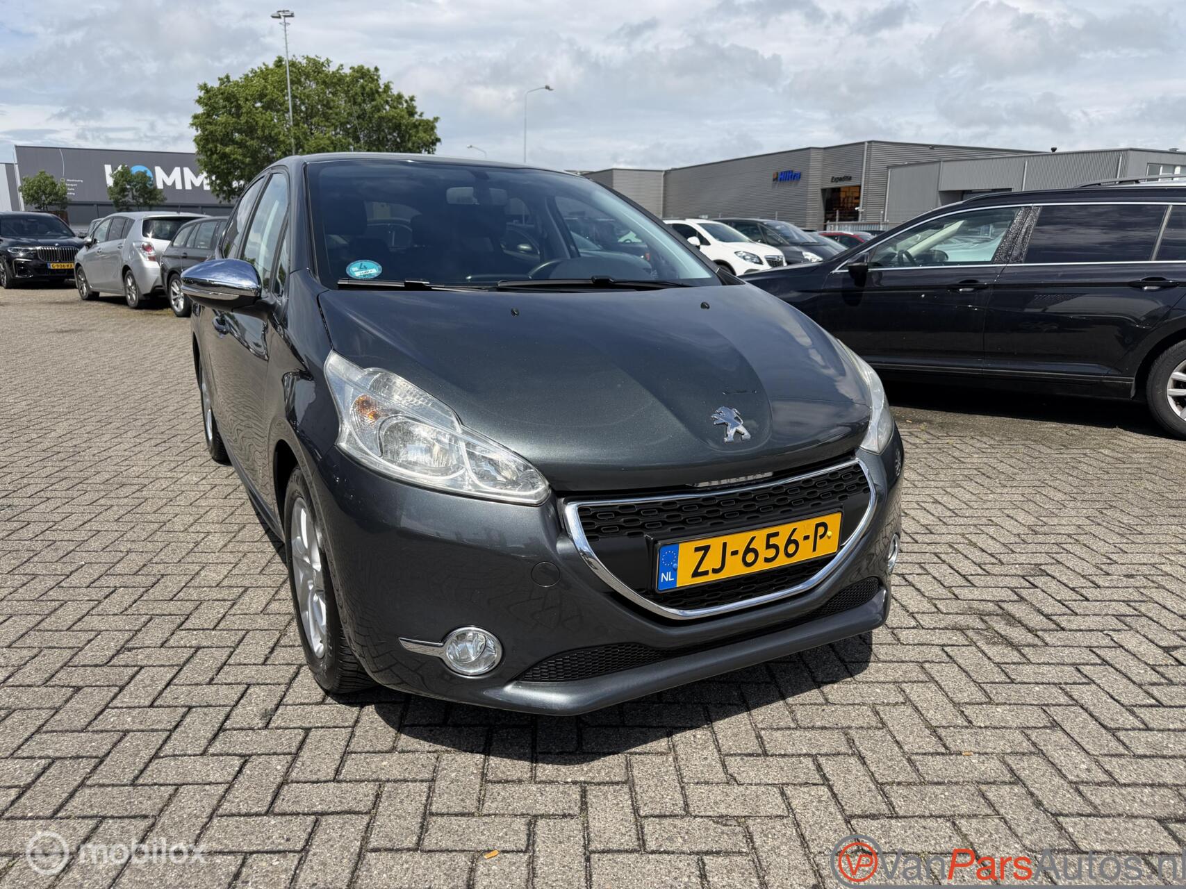 Peugeot 208 1.2 VTi Active,Airco,5drs,Zeer nette staat 2014 - voorkant