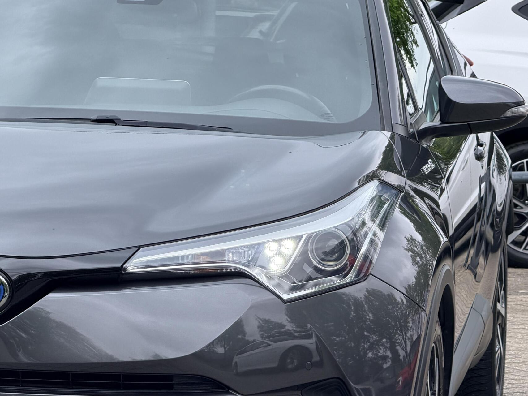 Foto van Toyota Toyota C-hr