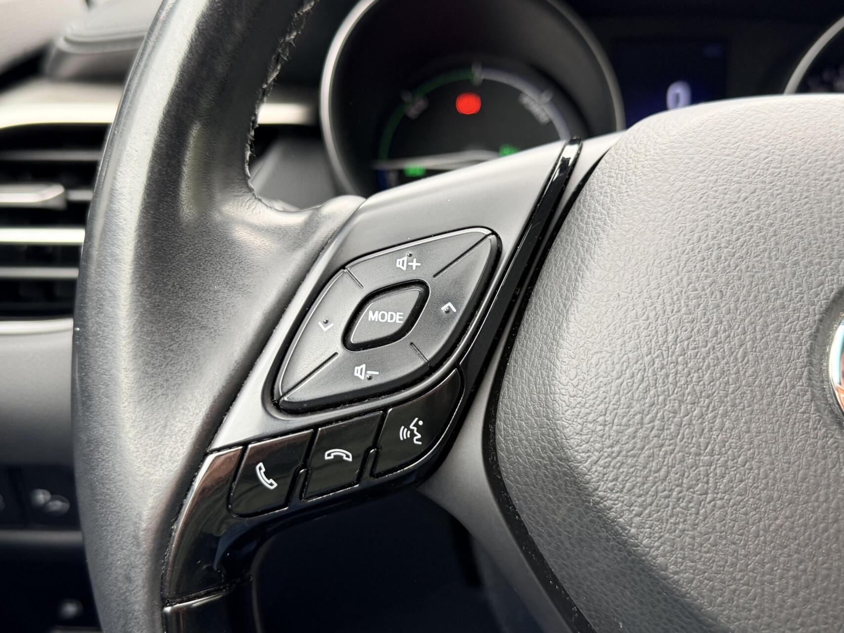 Foto van Toyota Toyota C-hr
