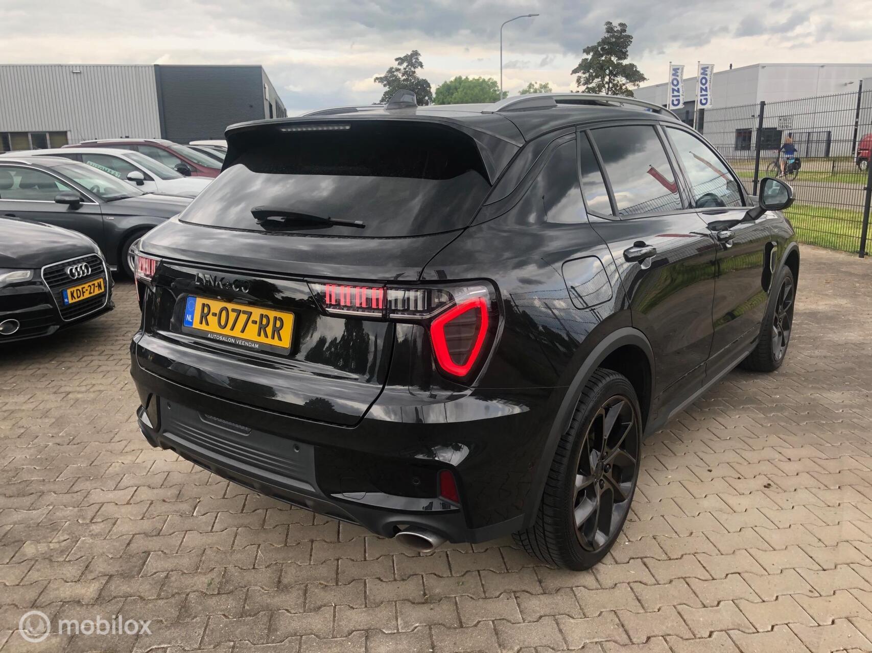 Foto van Lynk&co LYNK & Co 01