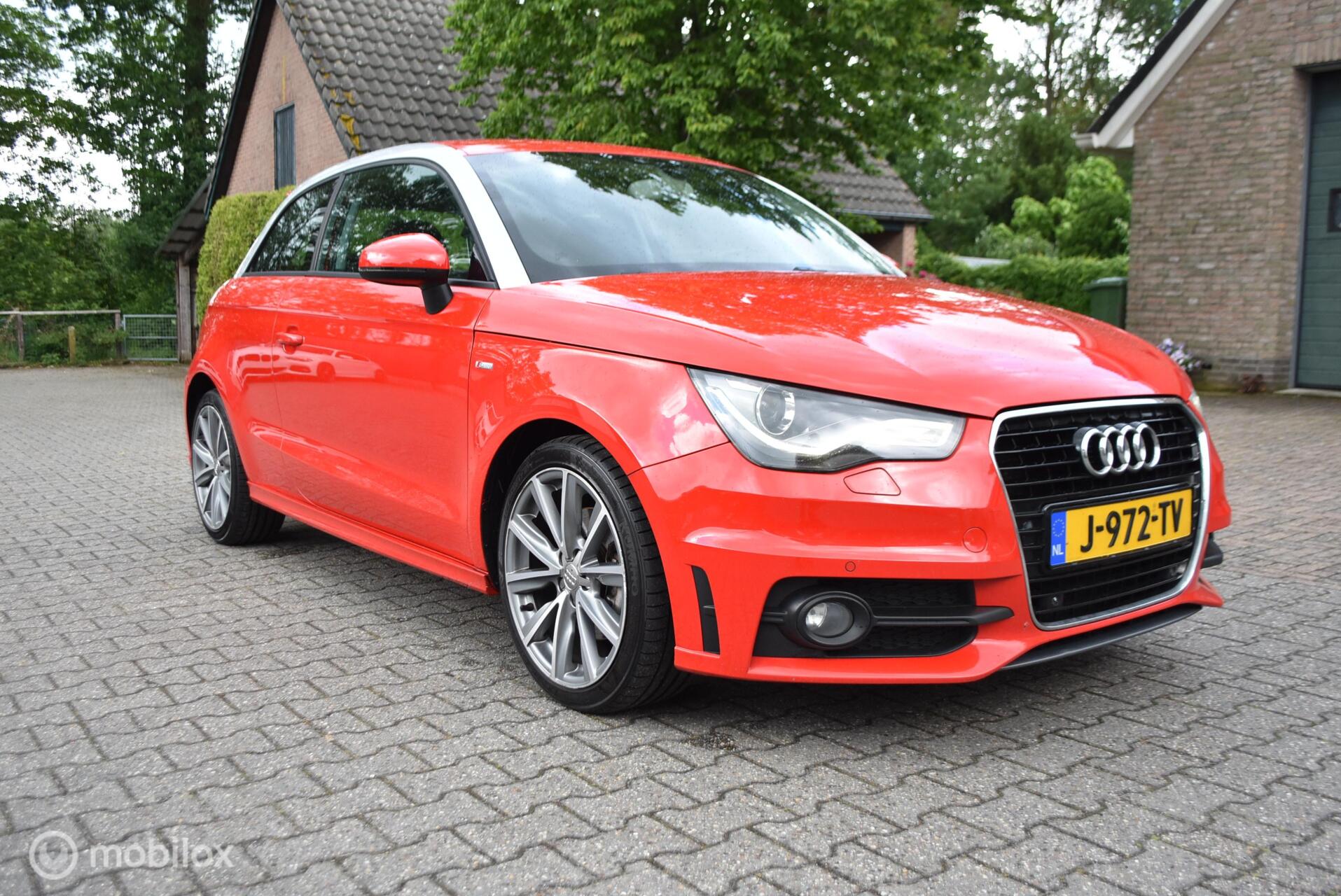 Audi Audi A1 1.4 TFSI S edition navi leder ledkoplamp 2011 - voorkant