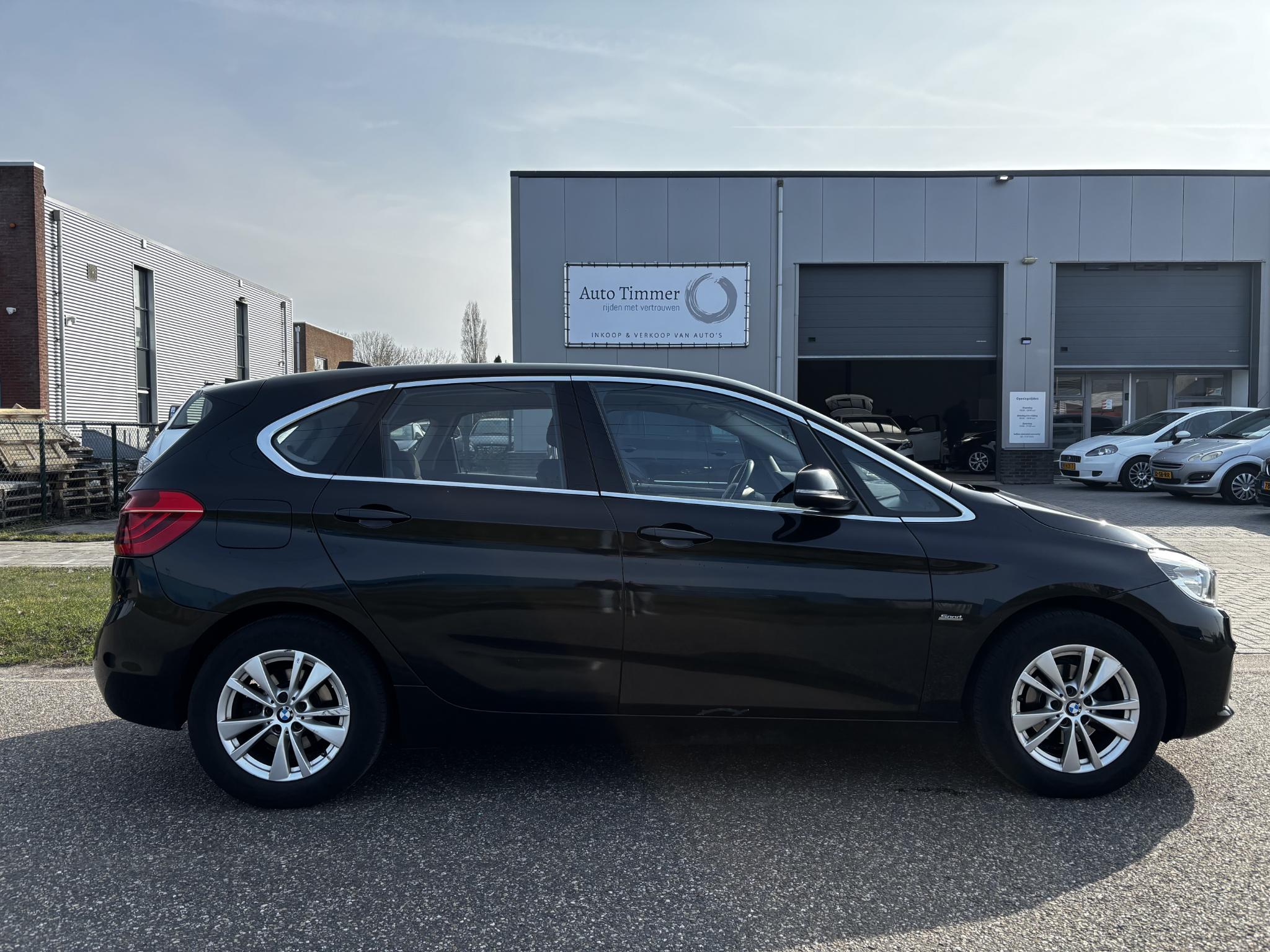 Foto van BMW 216I ACTIVE TOURER