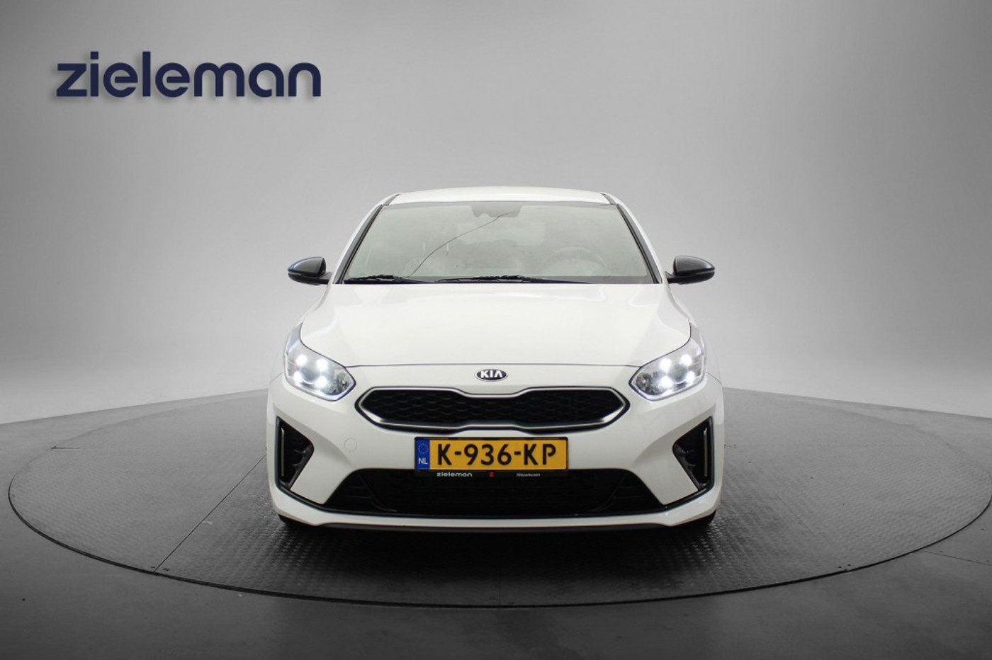 Foto van Kia Proceed