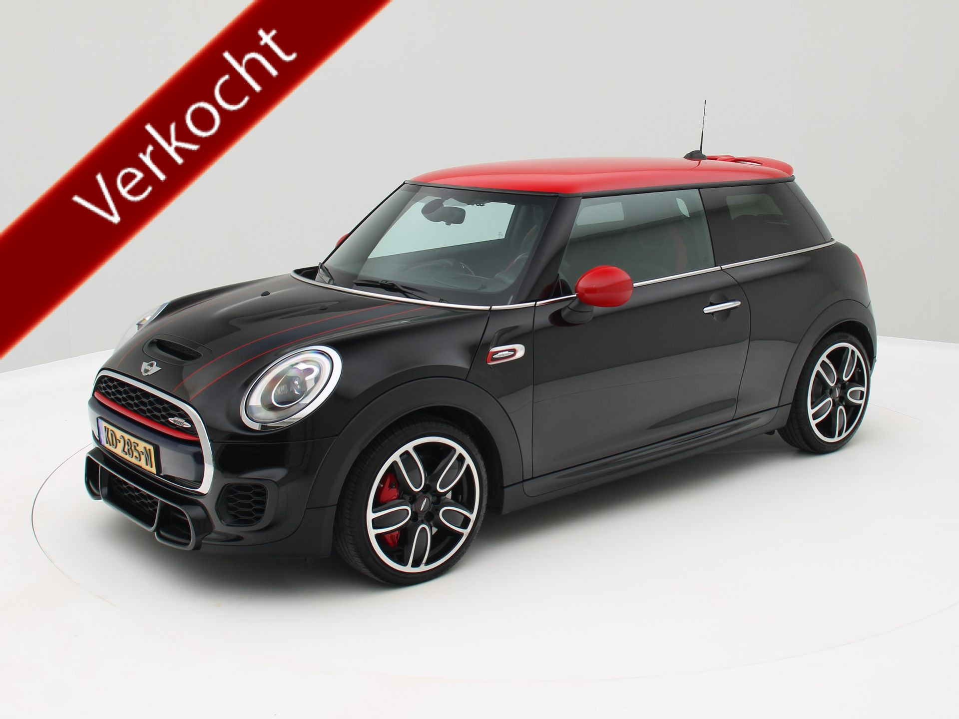 Foto van MINI JOHN COOPER WORKS