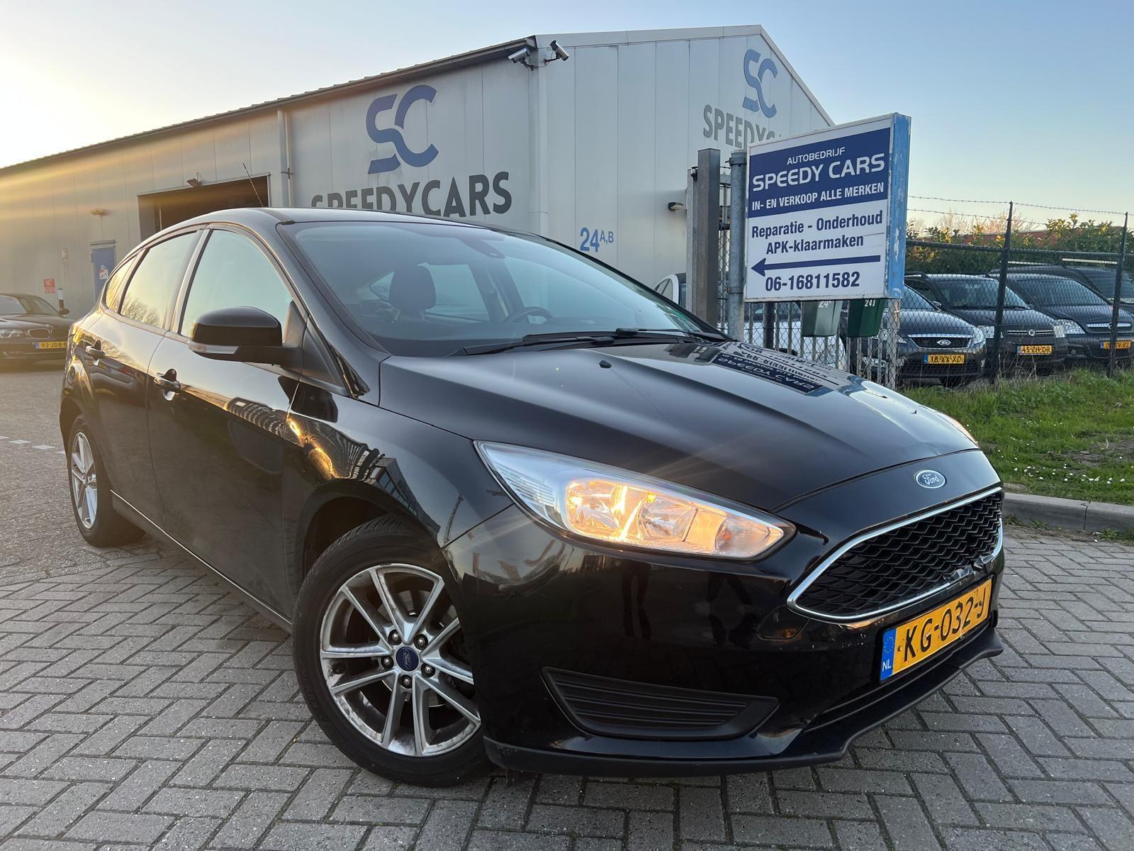 Ford Focus 1.0 Lease Edition Navi Cruise Clima Trekhaak 2016 - voorkant