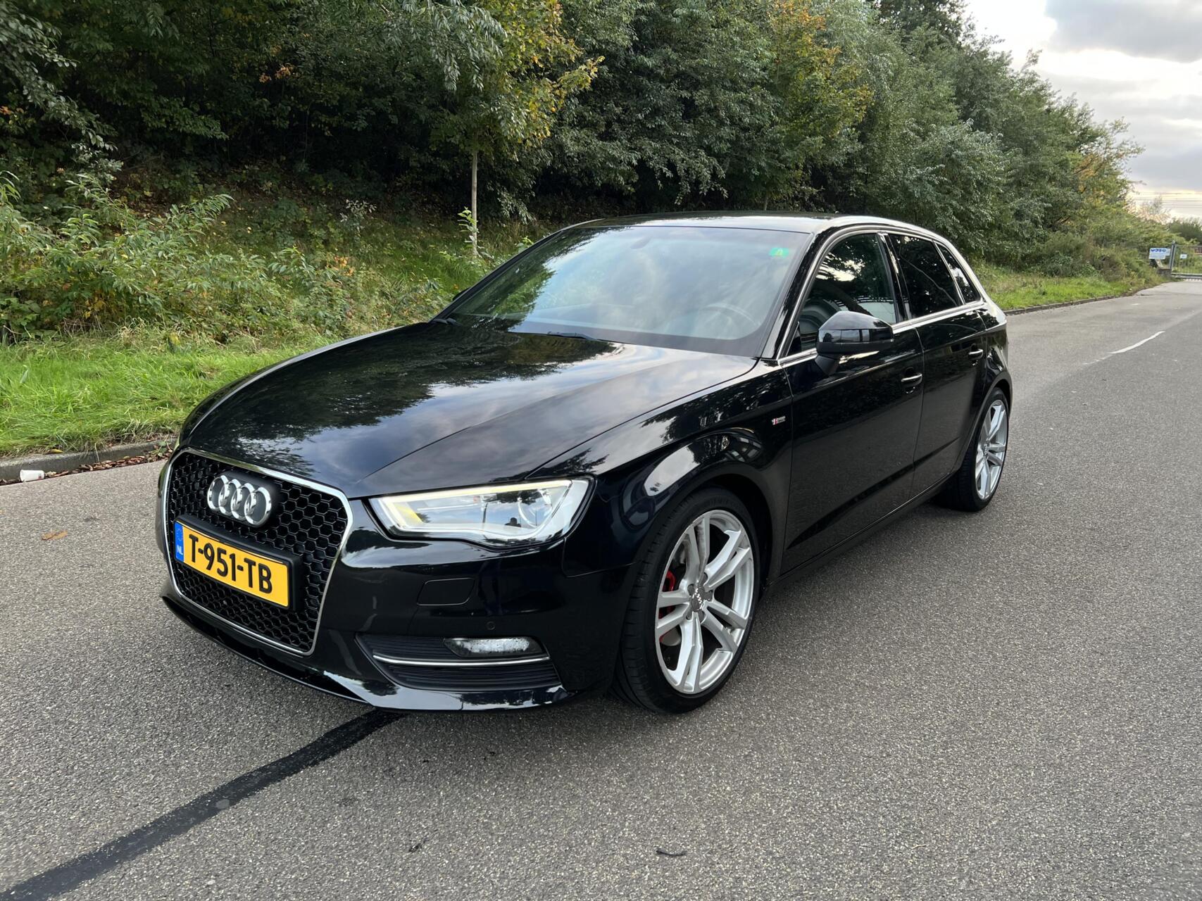 Audi A3 Sportback 1.4 TFSI Ambition Pro Line S 2013 - voorkant