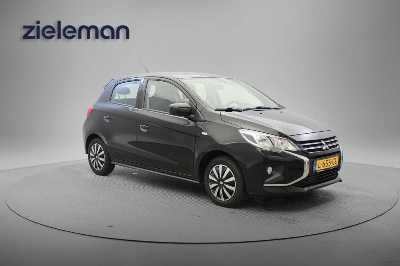 Foto van MITSUBISHI MITSUBISHI SPACE STAR