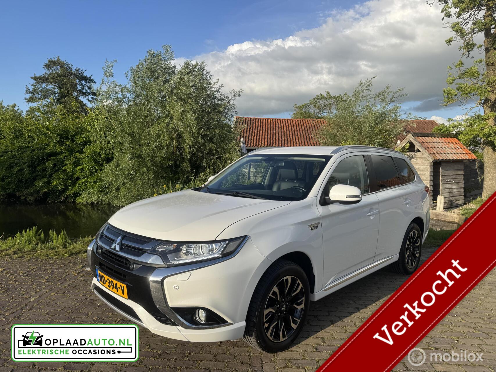 Foto van MITSUBISHI MITSUBISHI OUTLANDER