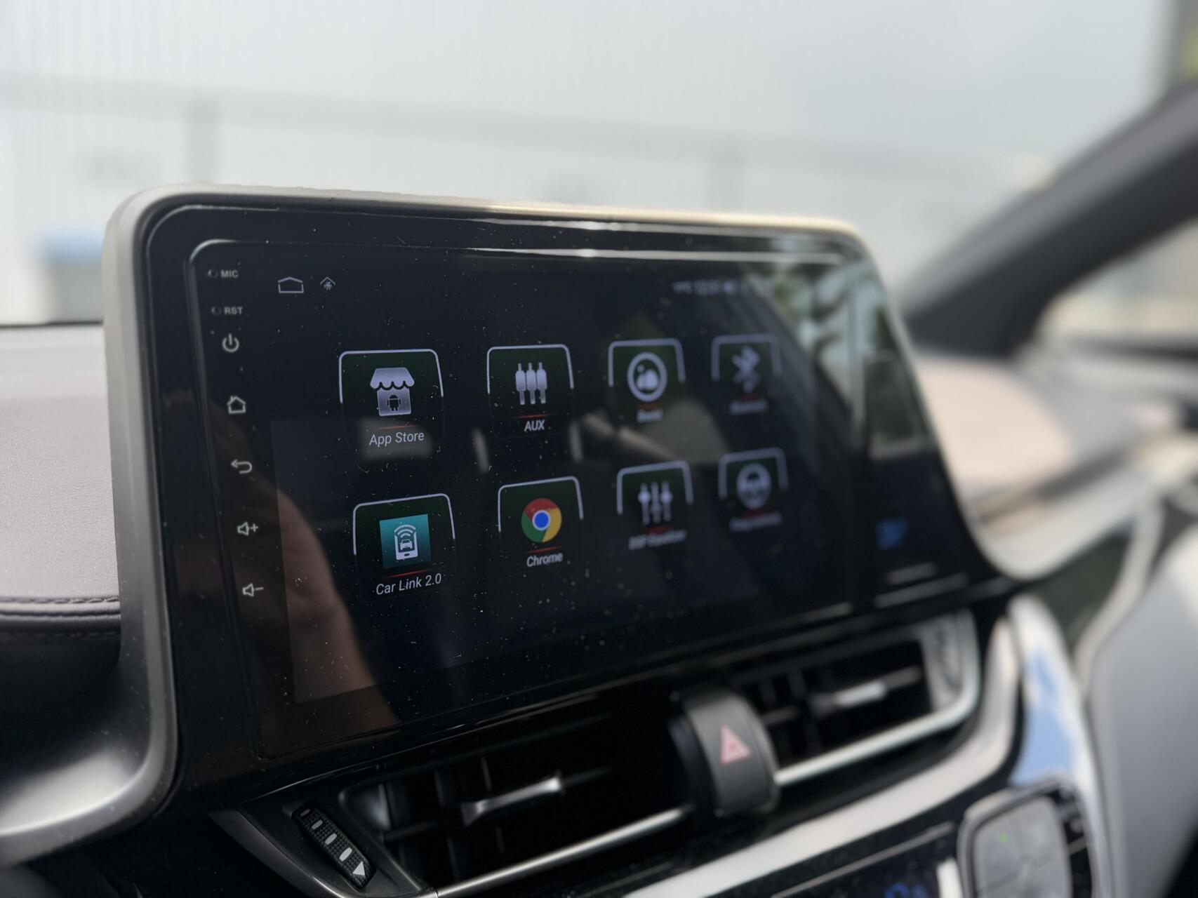 Foto van Toyota Toyota C-hr