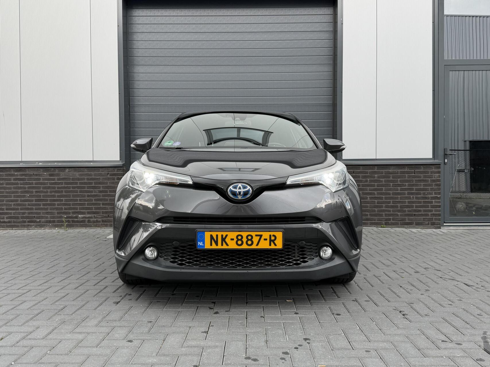 Foto van Toyota Toyota C-hr