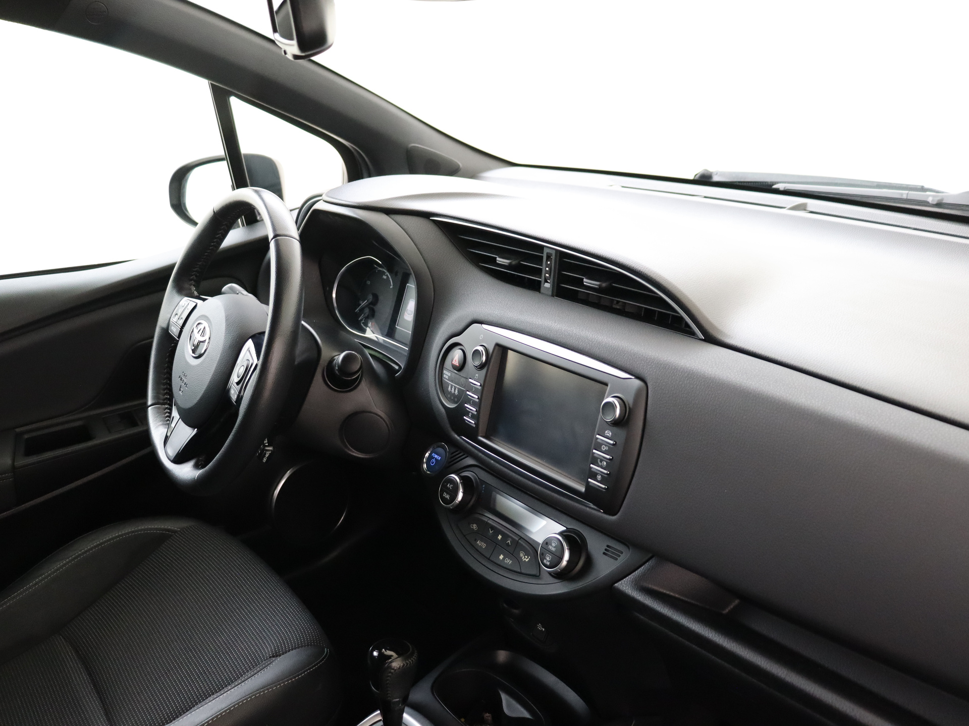 Foto van Toyota Toyota Yaris Hybrid