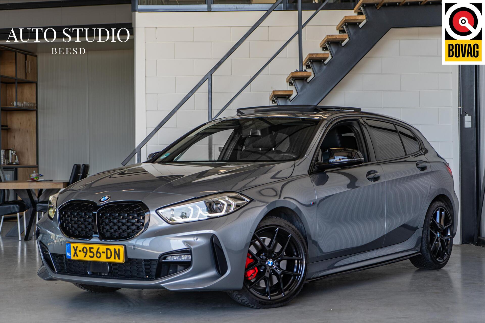 BMW 120i 120i | M-sport | PANO | Sfeer | Cam | Carplay 2023 - voorkant