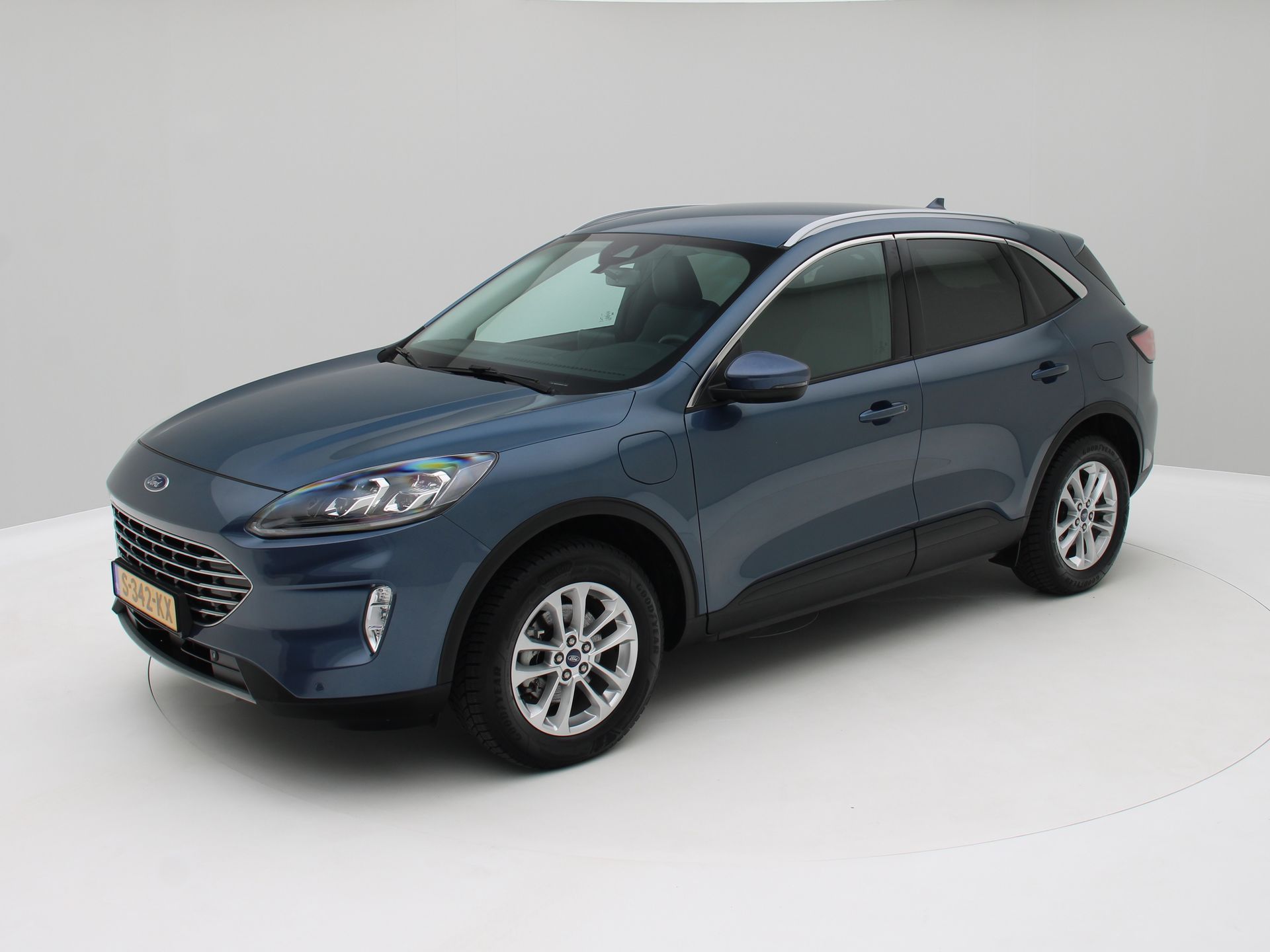 Ford Kuga 2.5 PHEV Titanium X / Camera / Carplay / Trekhaak / Origineel NL 2023 - voorkant