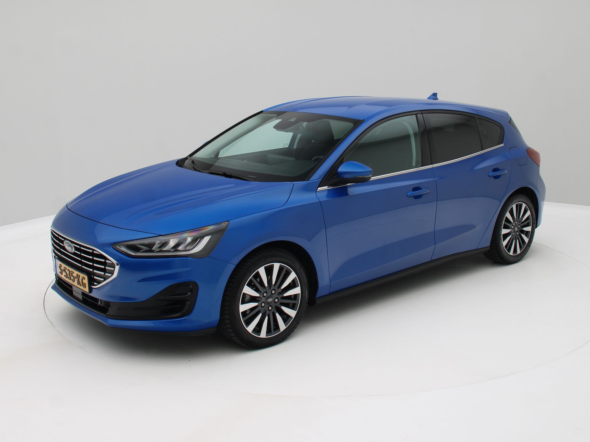 Ford Focus 1.0 EcoBoost Hybrid Titanium X 155pk / Origineel NL / Carplay / Camera 2023 - voorkant