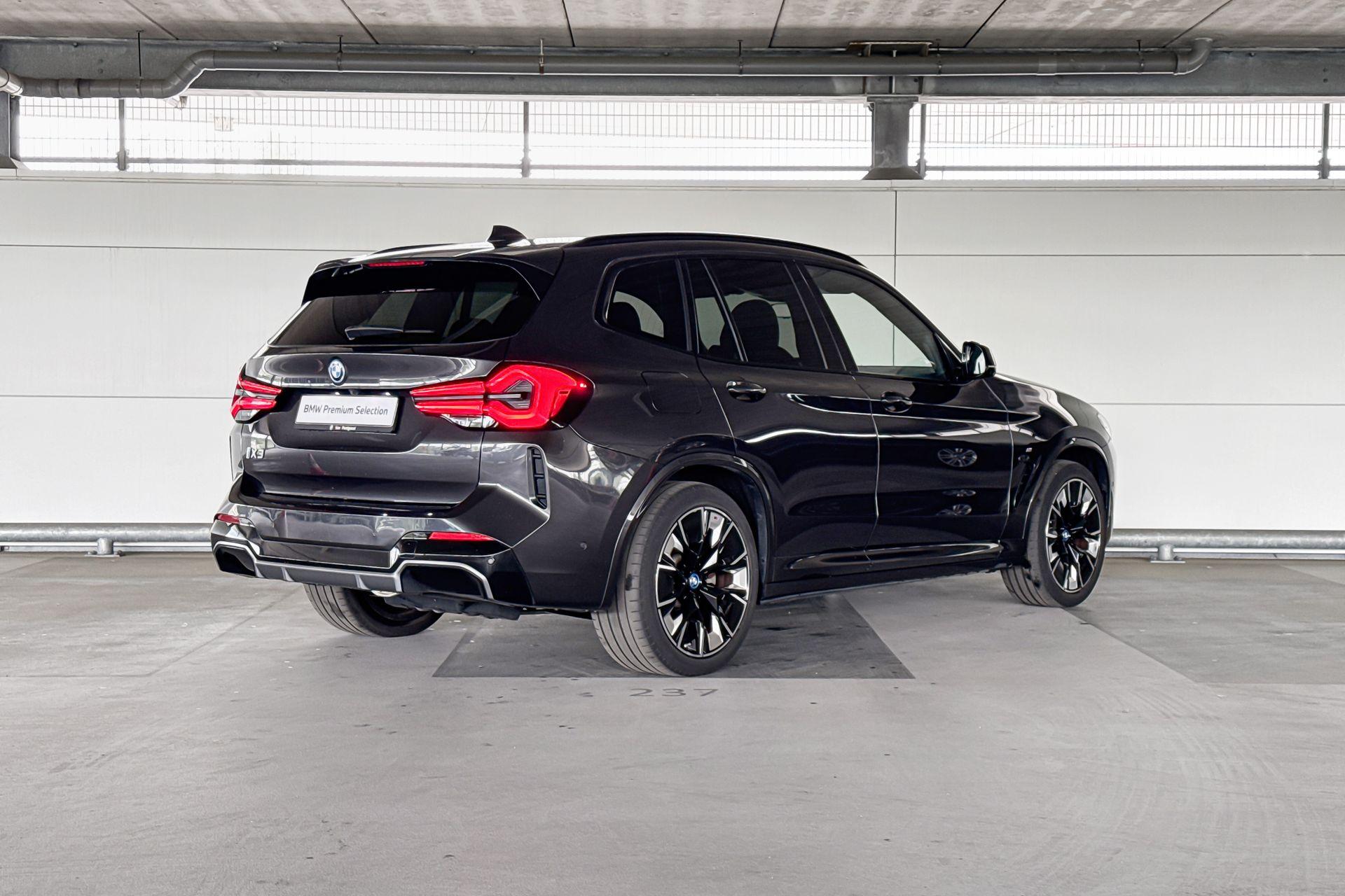 Foto van BMW Ix3