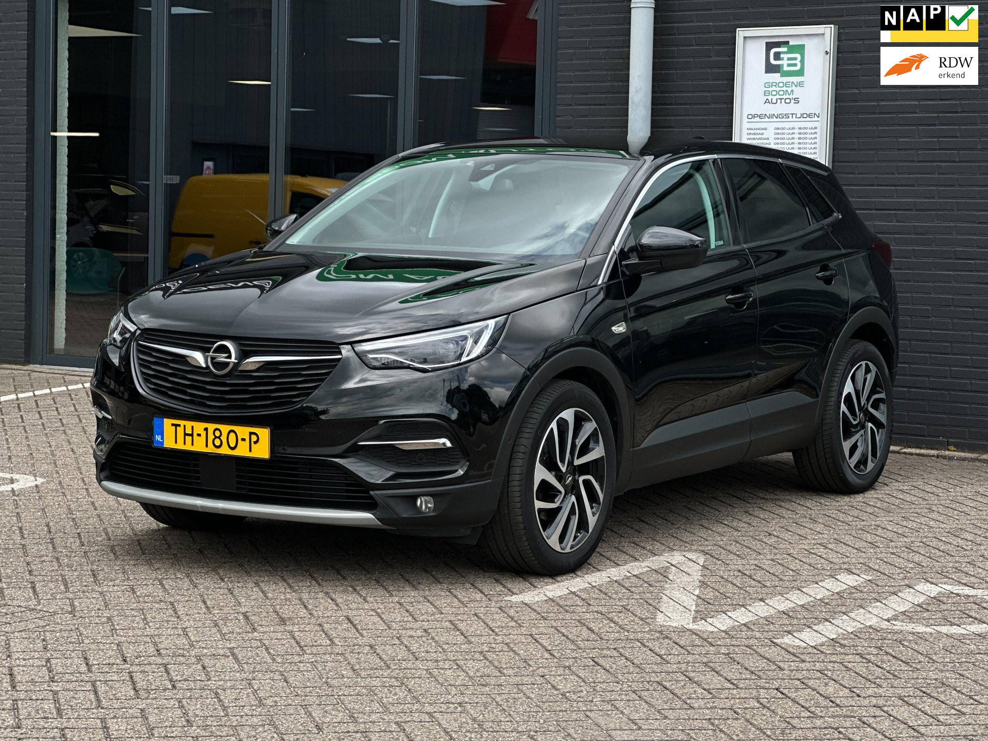Foto van OPEL GRANDLAND X