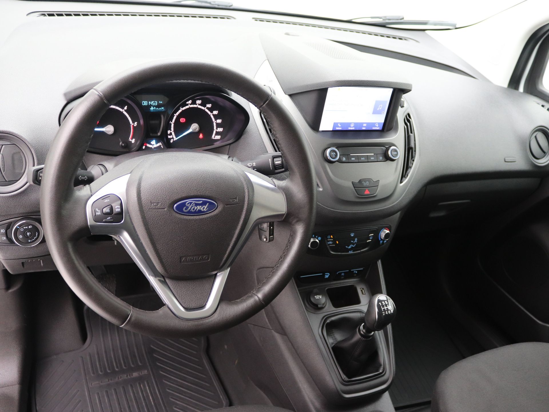 Foto van Ford Transit Courier