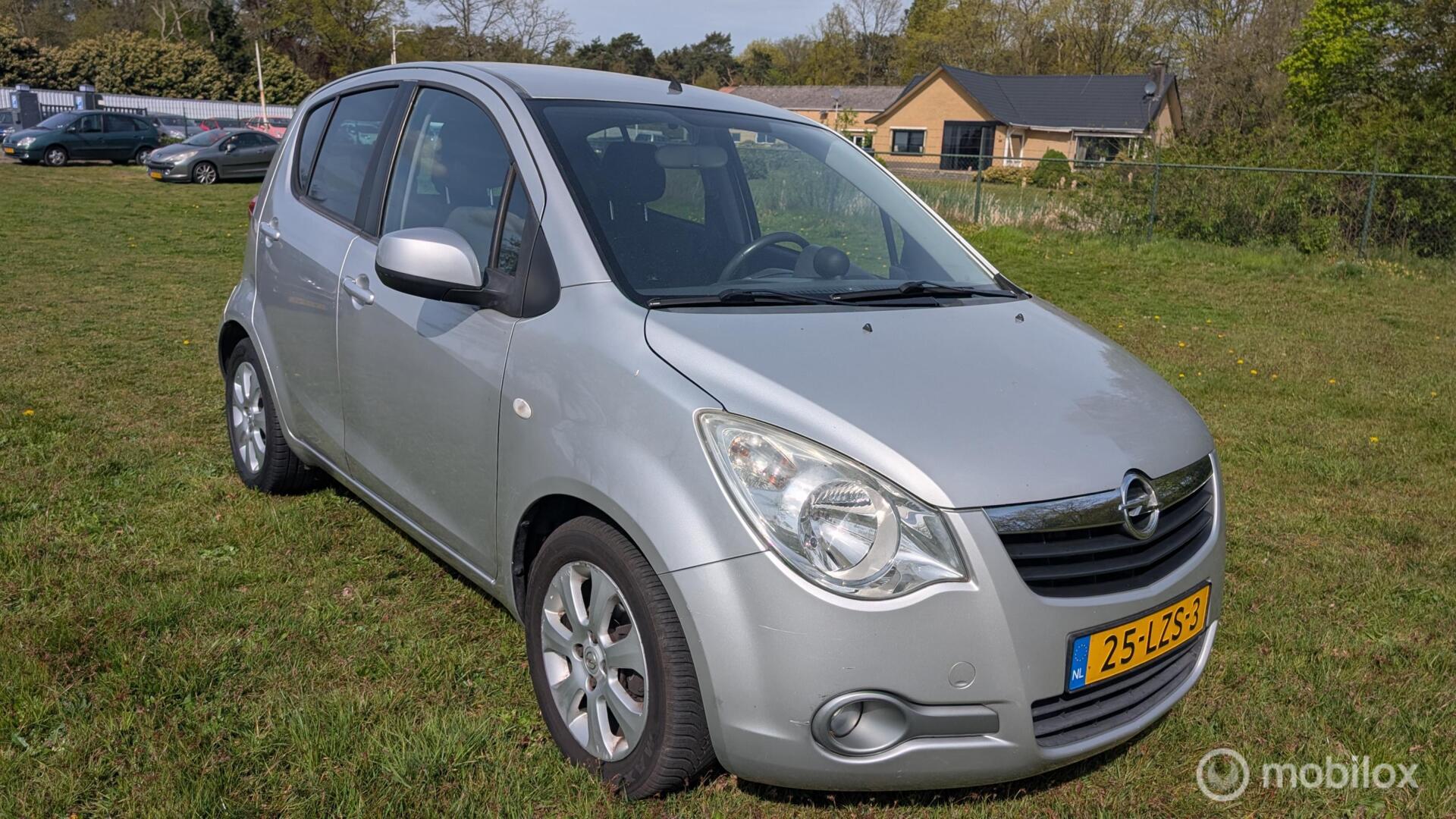 Opel Agila 1.0 Enjoy 2008 - voorkant