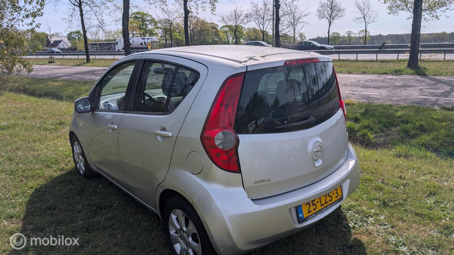 Foto van Opel Agila