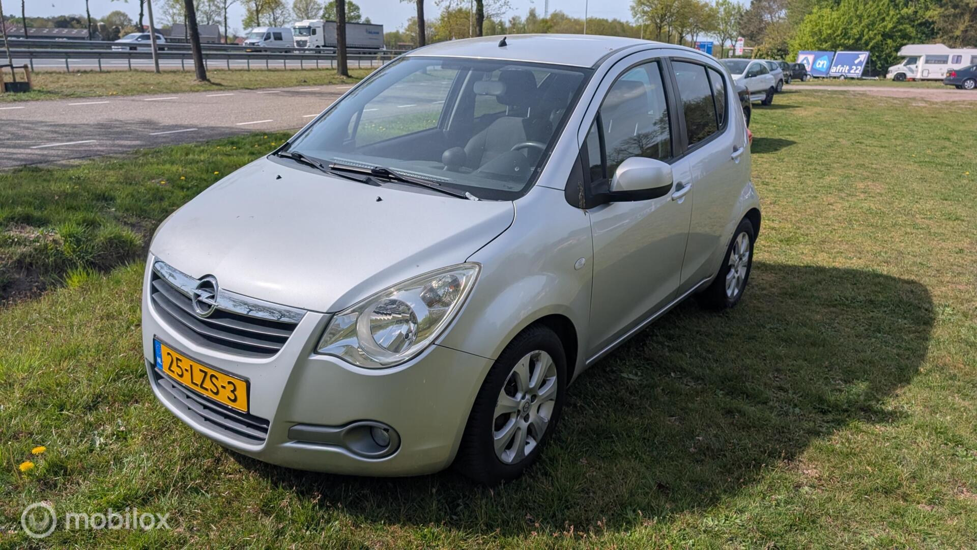 Foto van Opel Agila