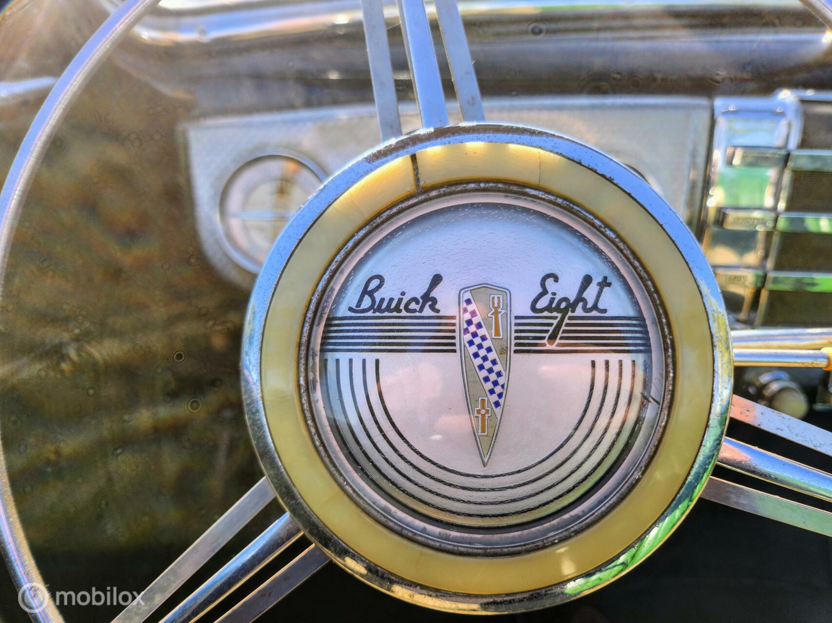 Foto van Buick Eight