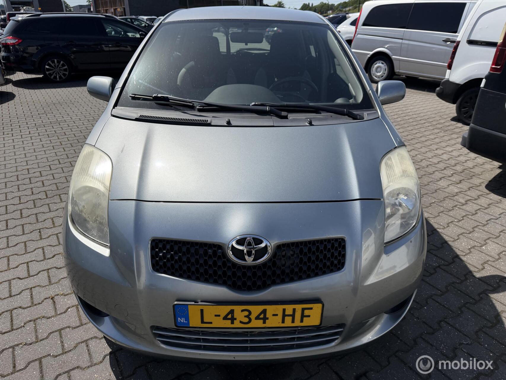 Toyota Toyota Yaris 1.3 VVTi Executive erco 2008 - voorkant