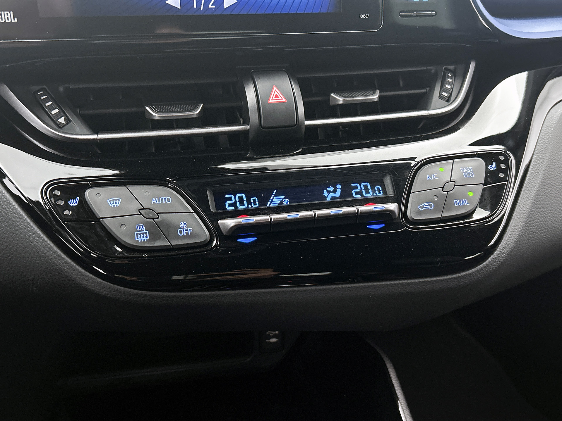 Foto van Toyota Toyota C-hr