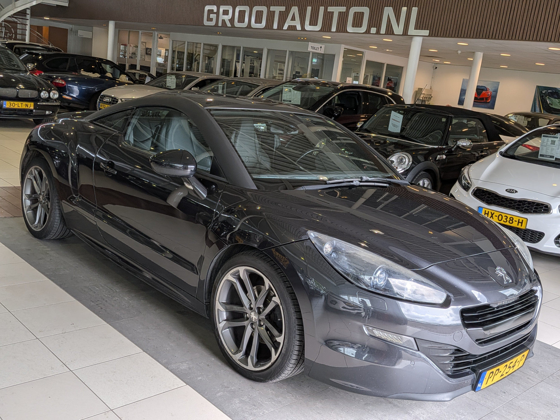Peugeot RCZ 1.6 THP 2013 - voorkant