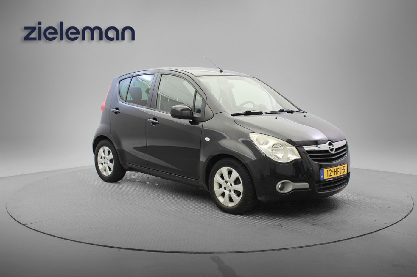 Foto van OPEL AGILA