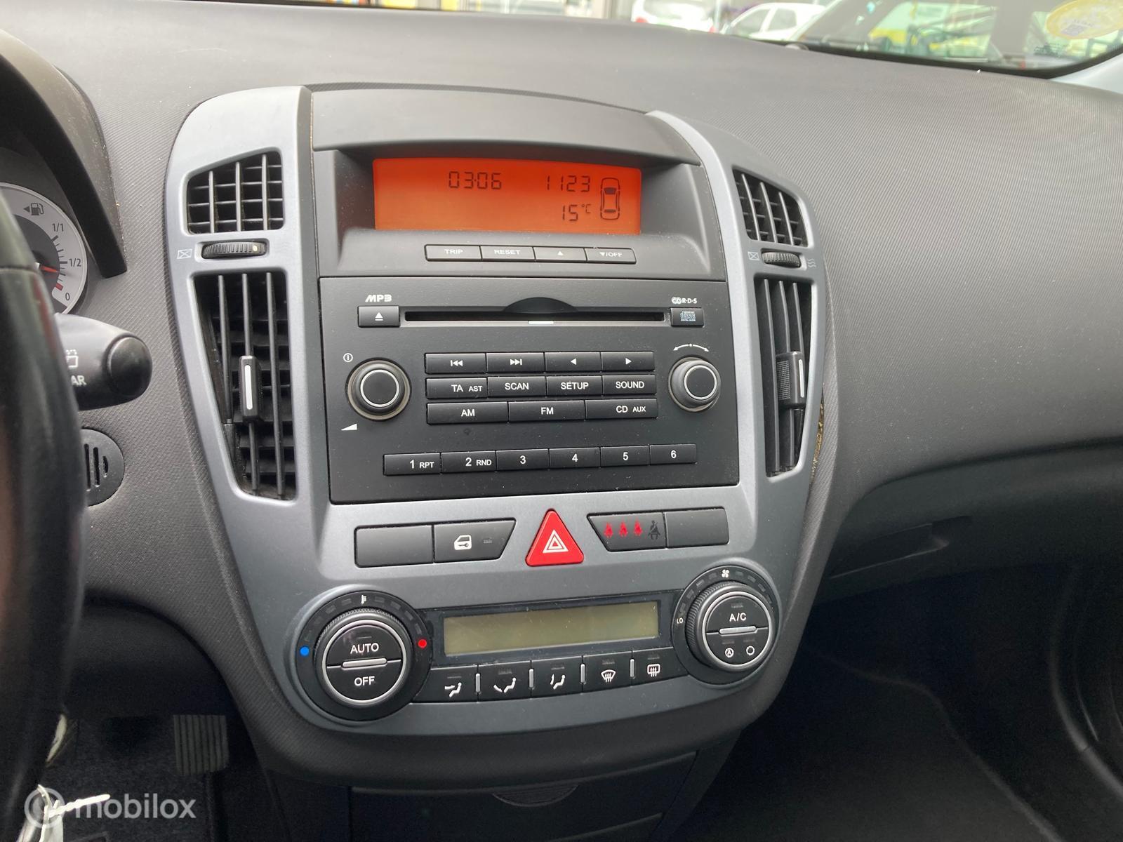 Foto van Kia Cee D