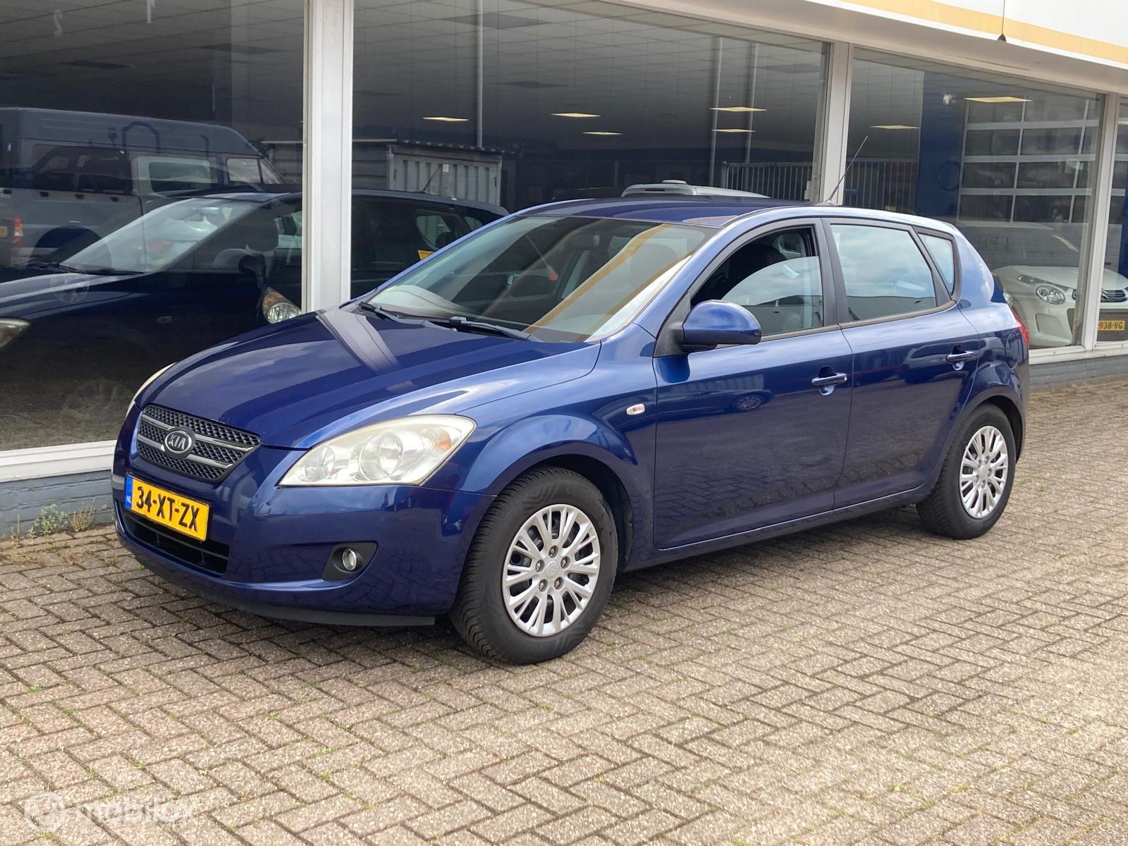 Foto van Kia Cee D