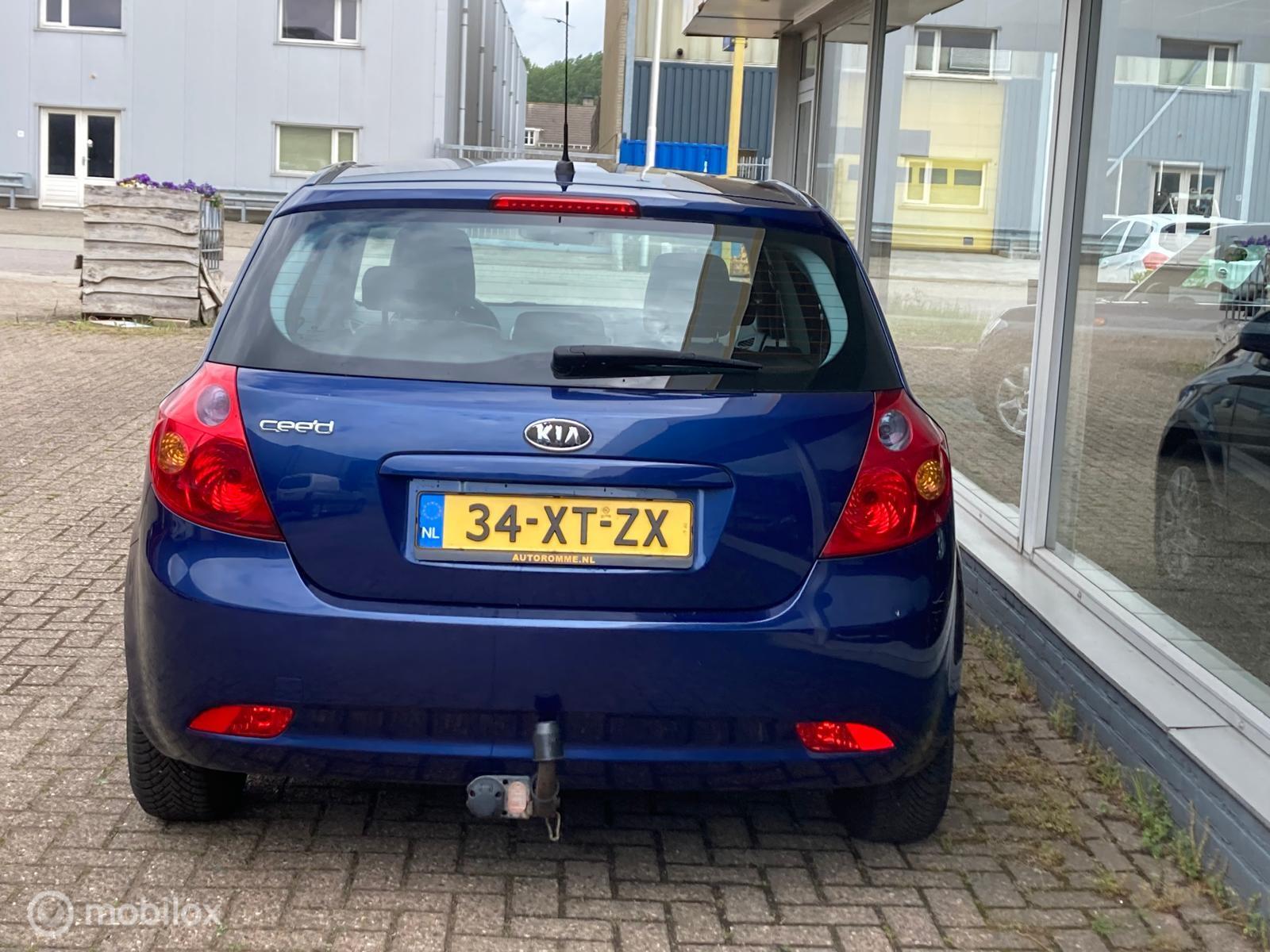 Foto van Kia Cee D