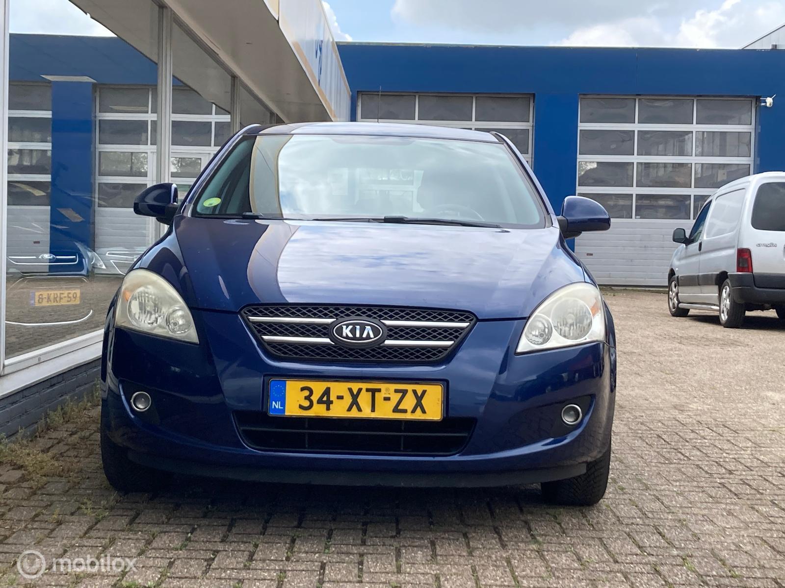 Foto van Kia Cee D