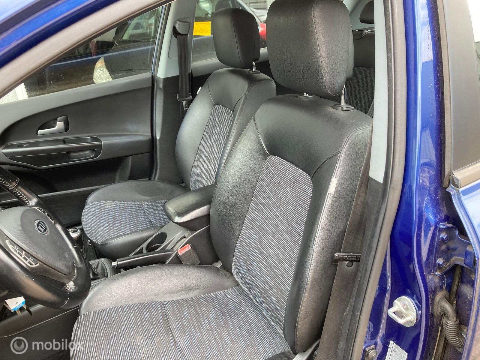 Foto van Kia Cee D