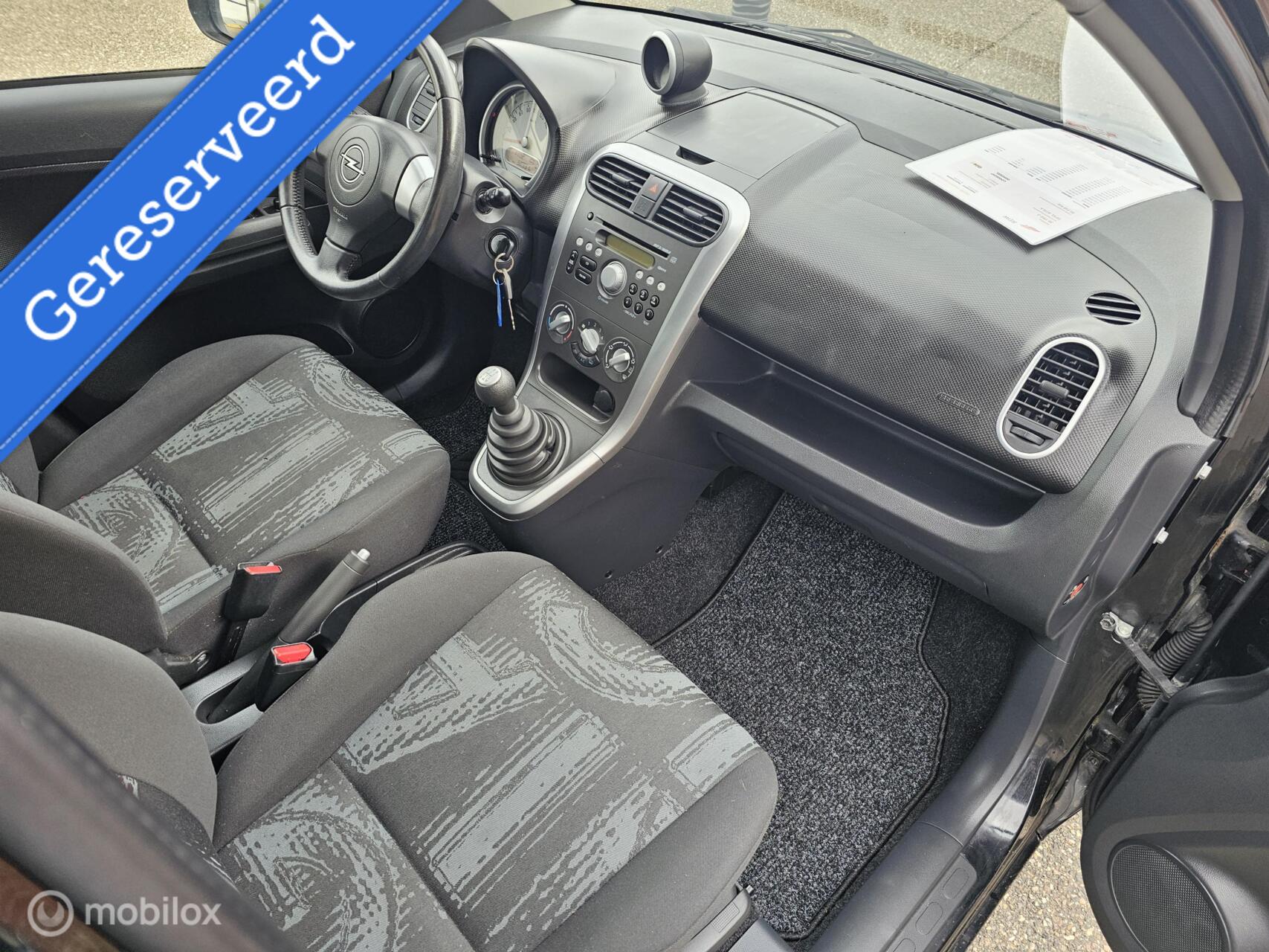 Foto van Opel Agila