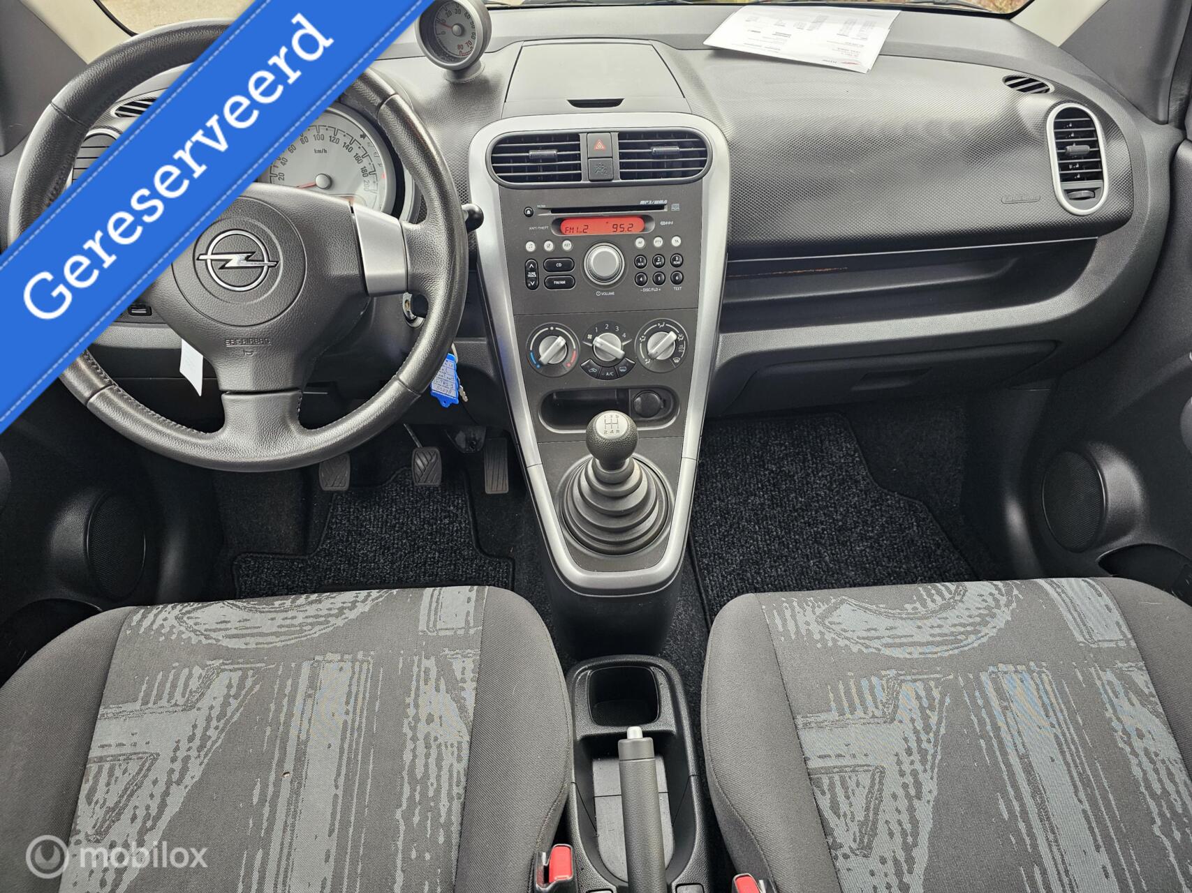 Foto van Opel Agila