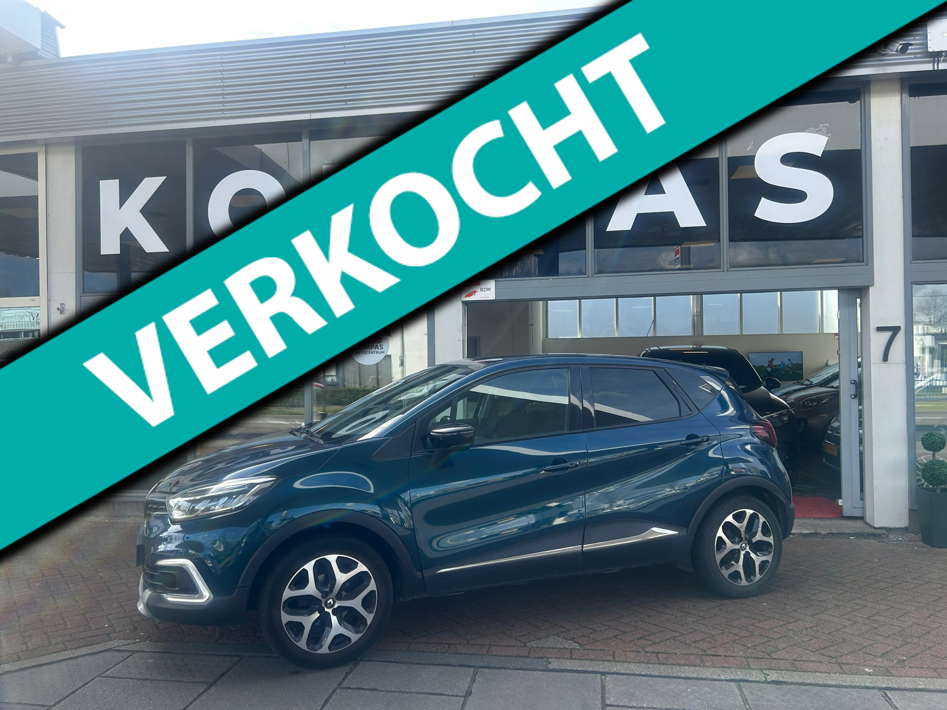 Renault Captur 0.9 TCe Intens |NAP|AIRCO|CRUISE|USB|2EIG|APK2027|TREKHAAK|4xEL.RAMEN|P.SENSOR|LM.VELGEN 2017 - voorkant