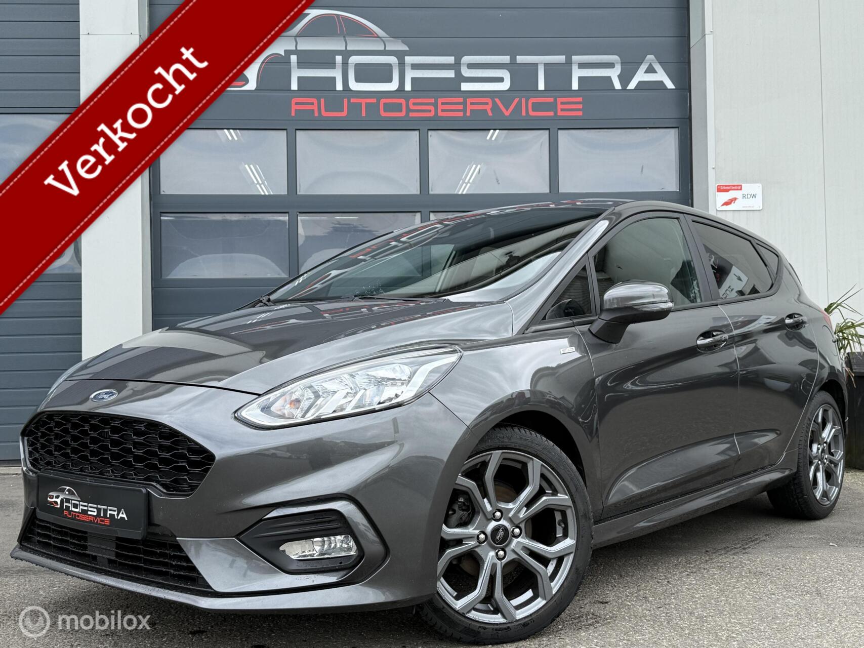 Ford Fiesta 1.0 EcoBoost ST-Line Carplay DAB 17inch PDC NAP 2019 - voorkant
