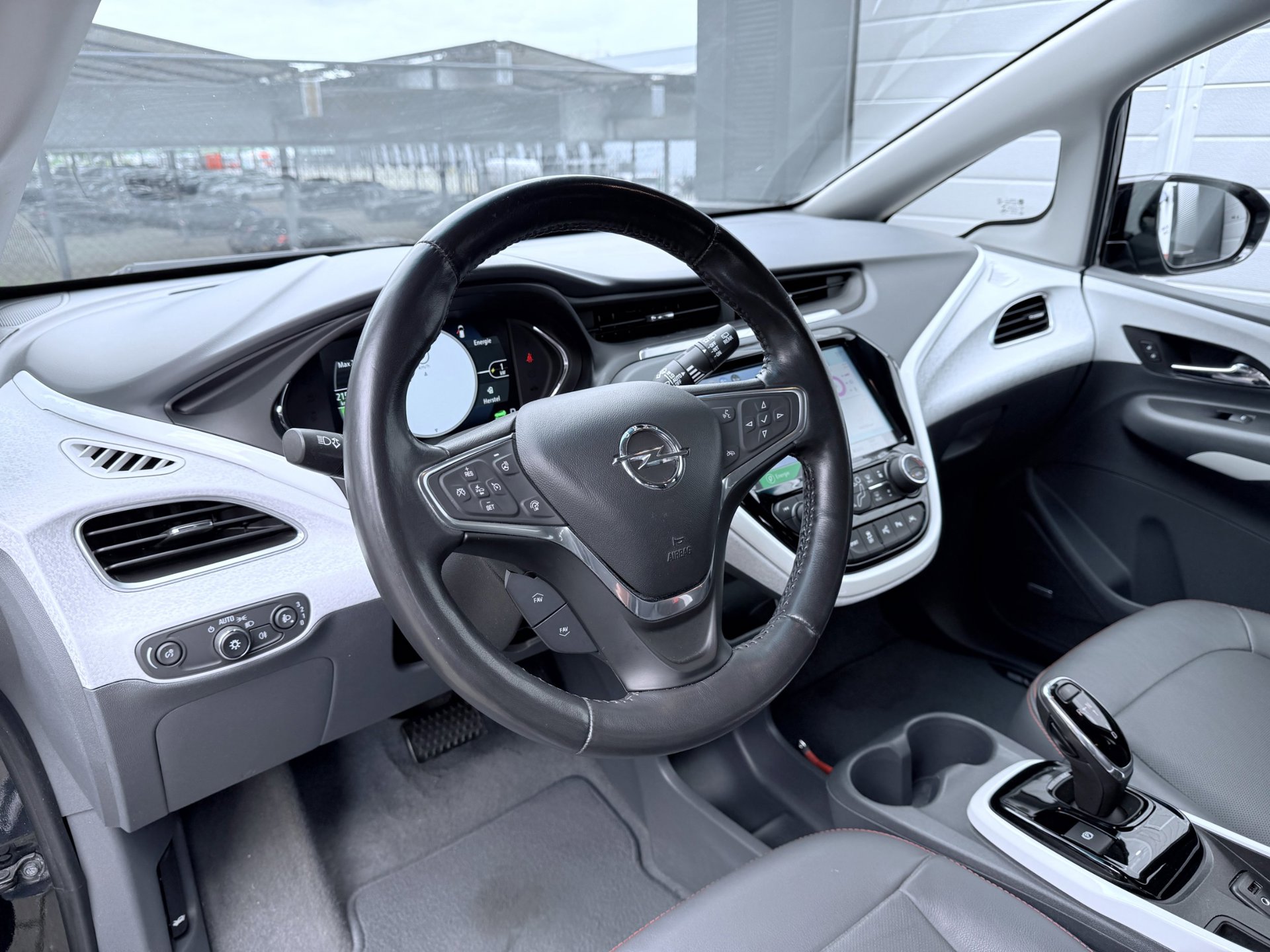 Foto van Opel Ampera-e