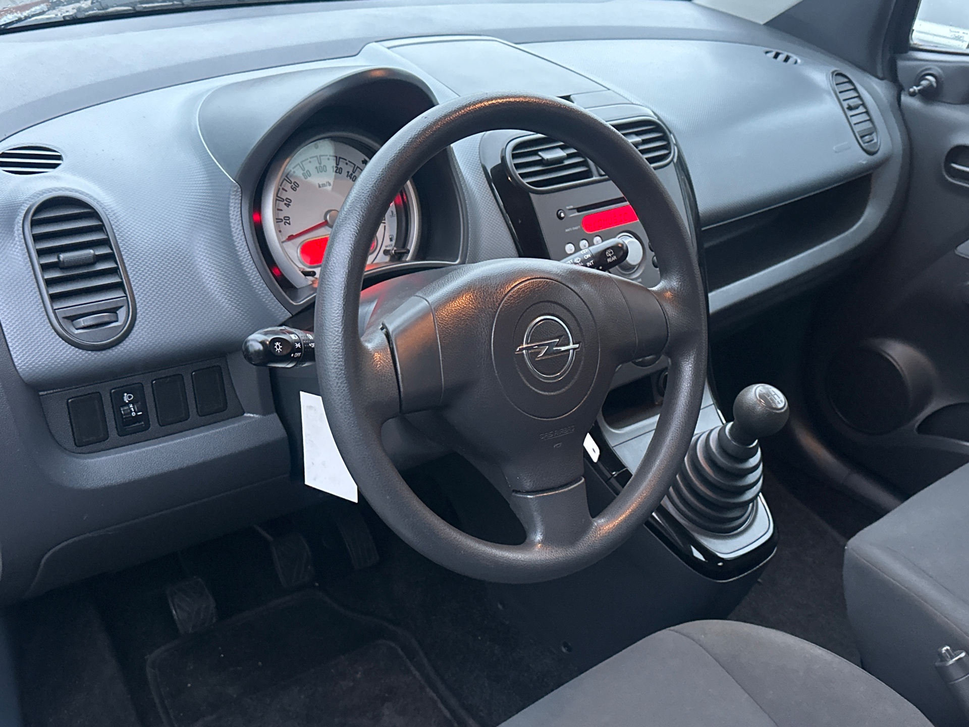 Foto van Opel Agila