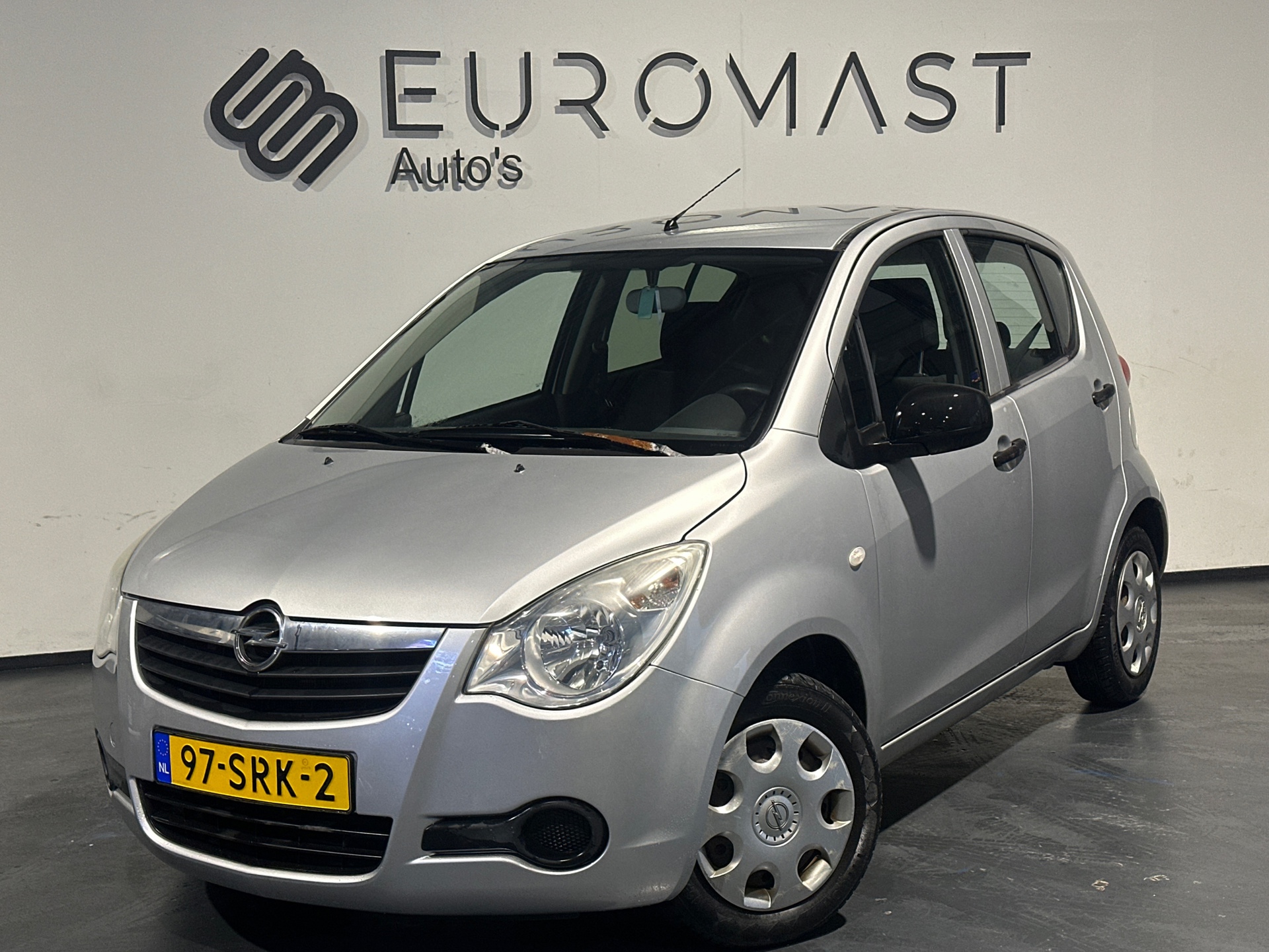Opel Agila 1.0 Selection Nieuw Apk  Lage KM  Nette auto 2011 - voorkant