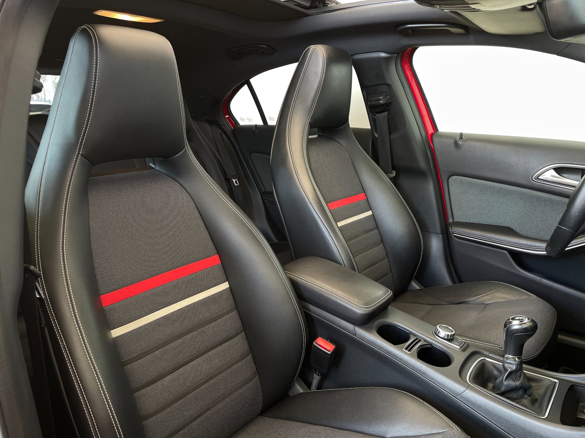 Foto van Mercedes-Benz A 200
