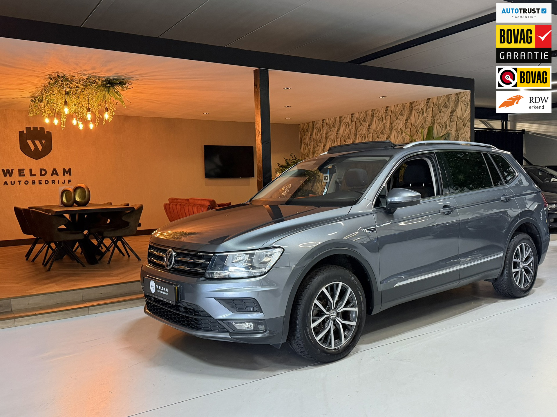 Volkswagen Tiguan 1.5 TSI Comfortline Business NAP Garantie Pano Carplay Elek Achterklep StoelVW ACC Navi Clima Rijklaar 2019 - voorkant