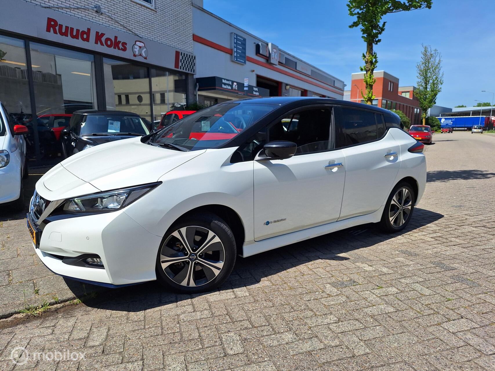 Foto van NISSAN NISSAN LEAF 62KWH