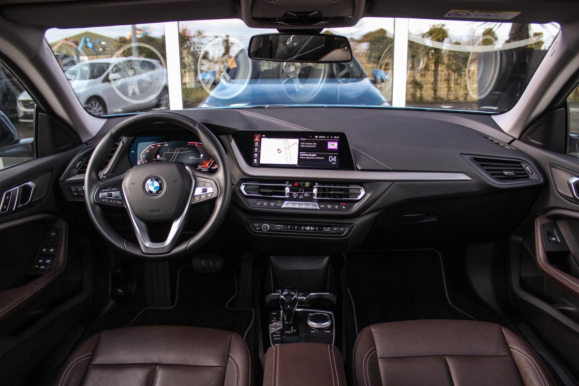 Foto van BMW 218i